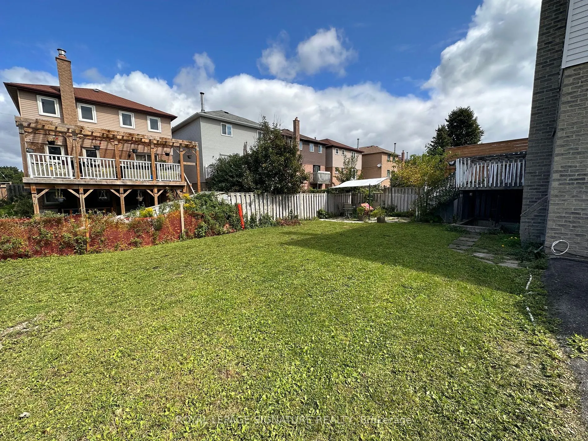 2 Whittington Crt, #Lower