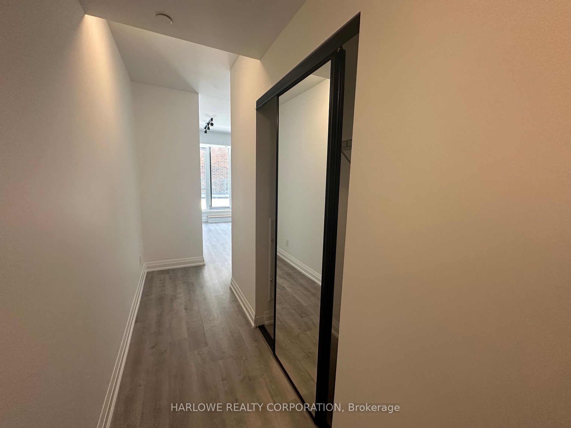 2369 Danforth Ave, #219