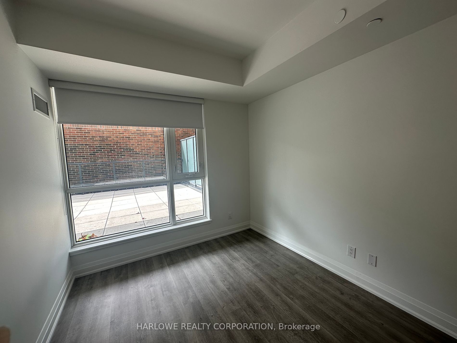 2369 Danforth Ave, #219