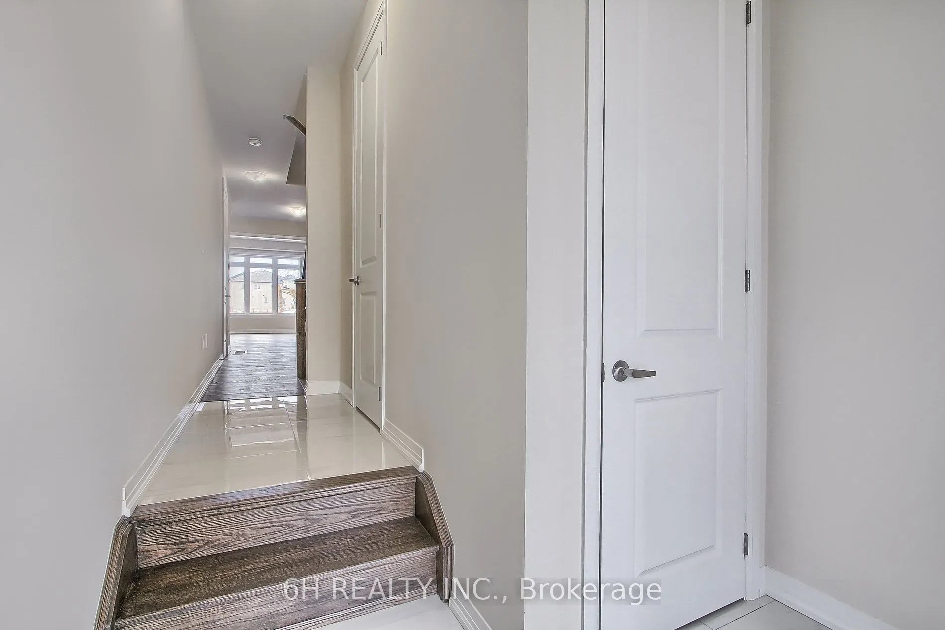 2616 Hibiscus Dr
