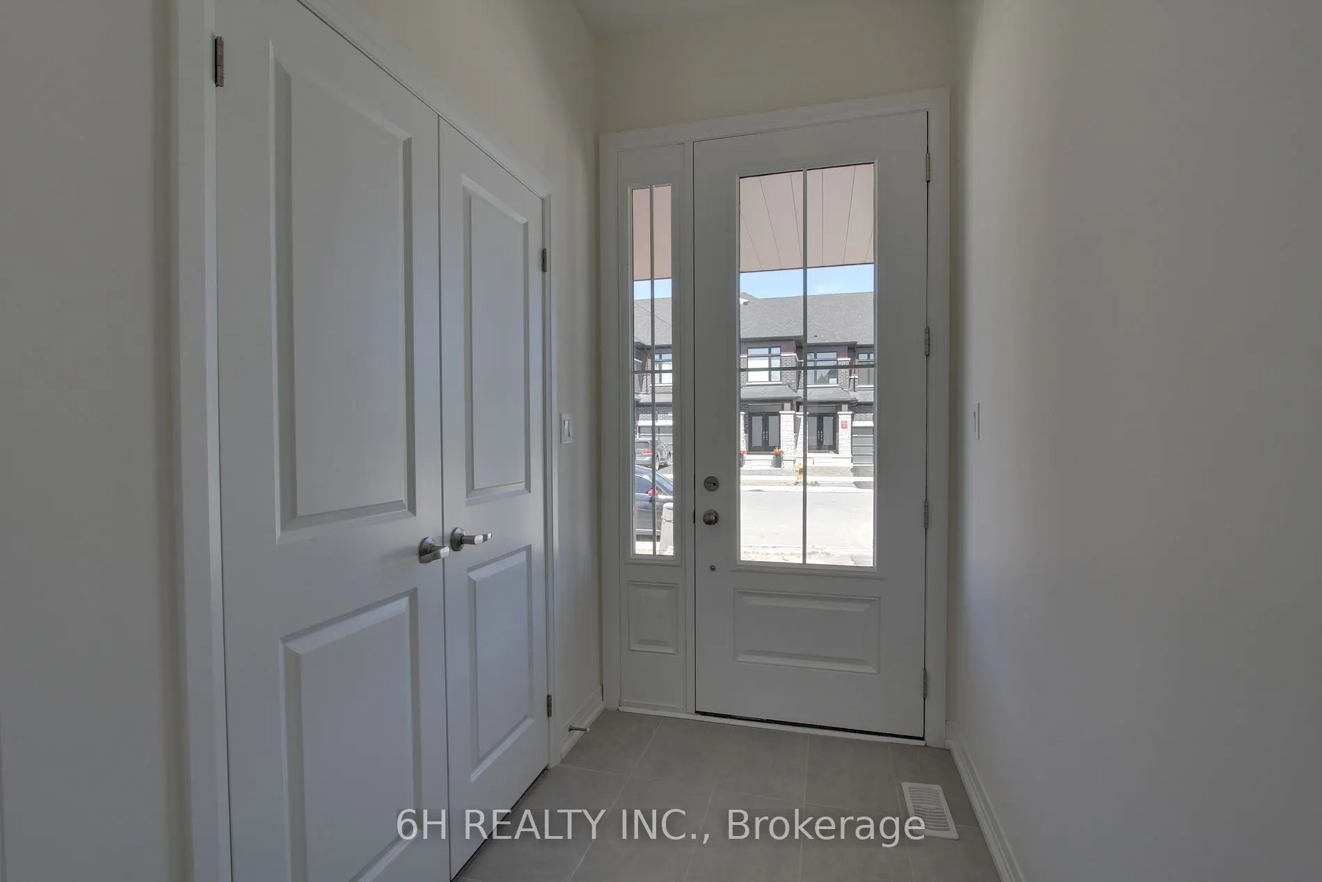 2608 Hibiscus Dr