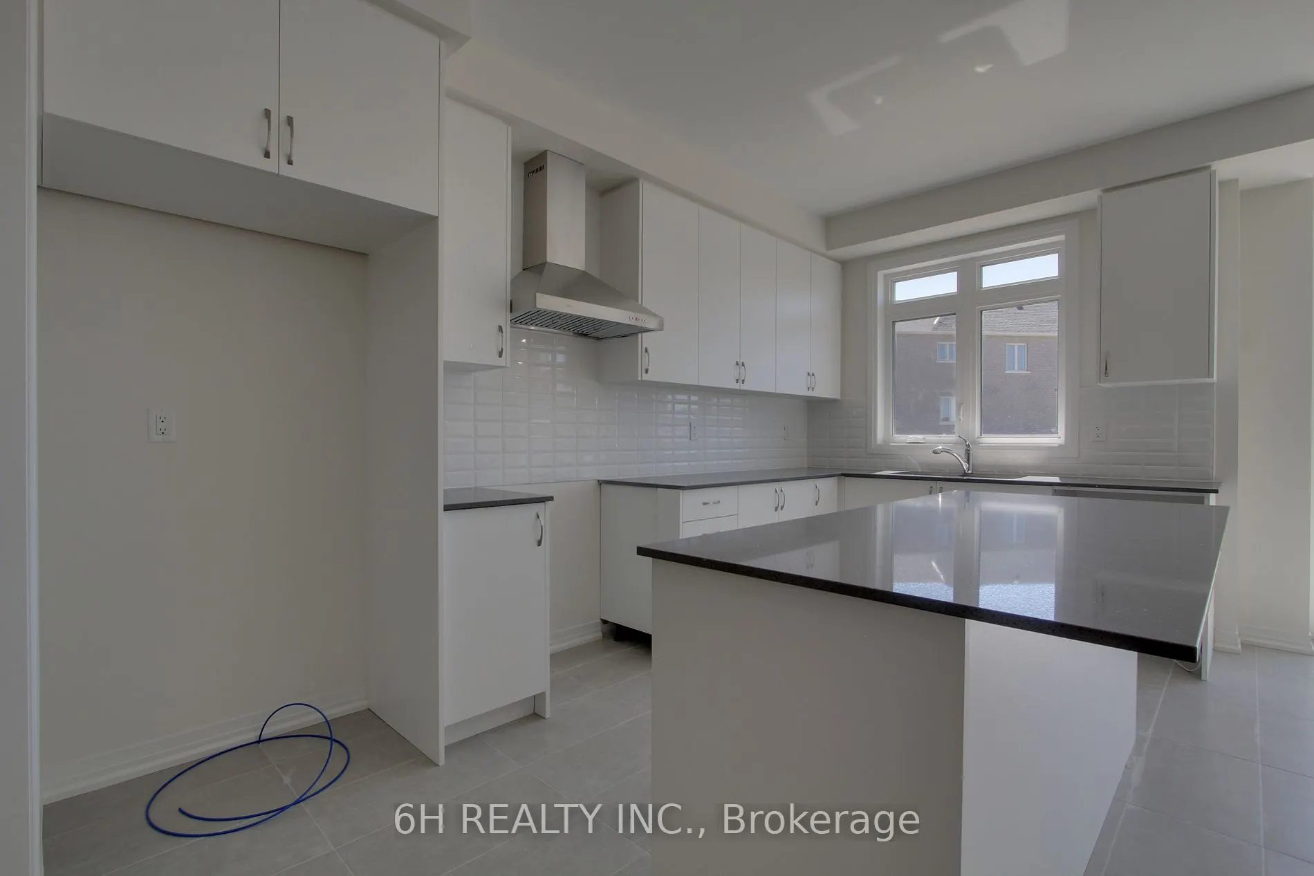 2608 Hibiscus Dr