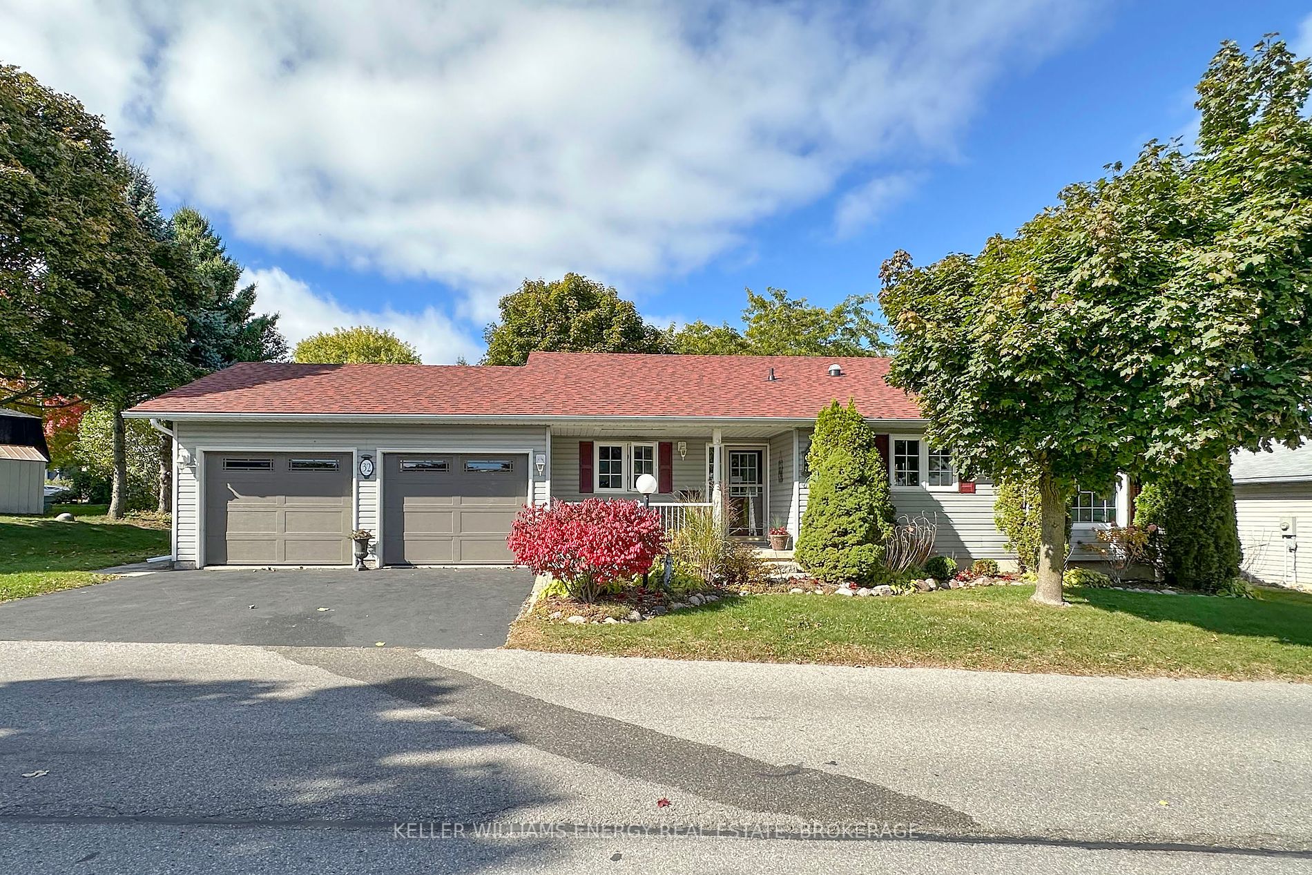32 Wilmot Tr