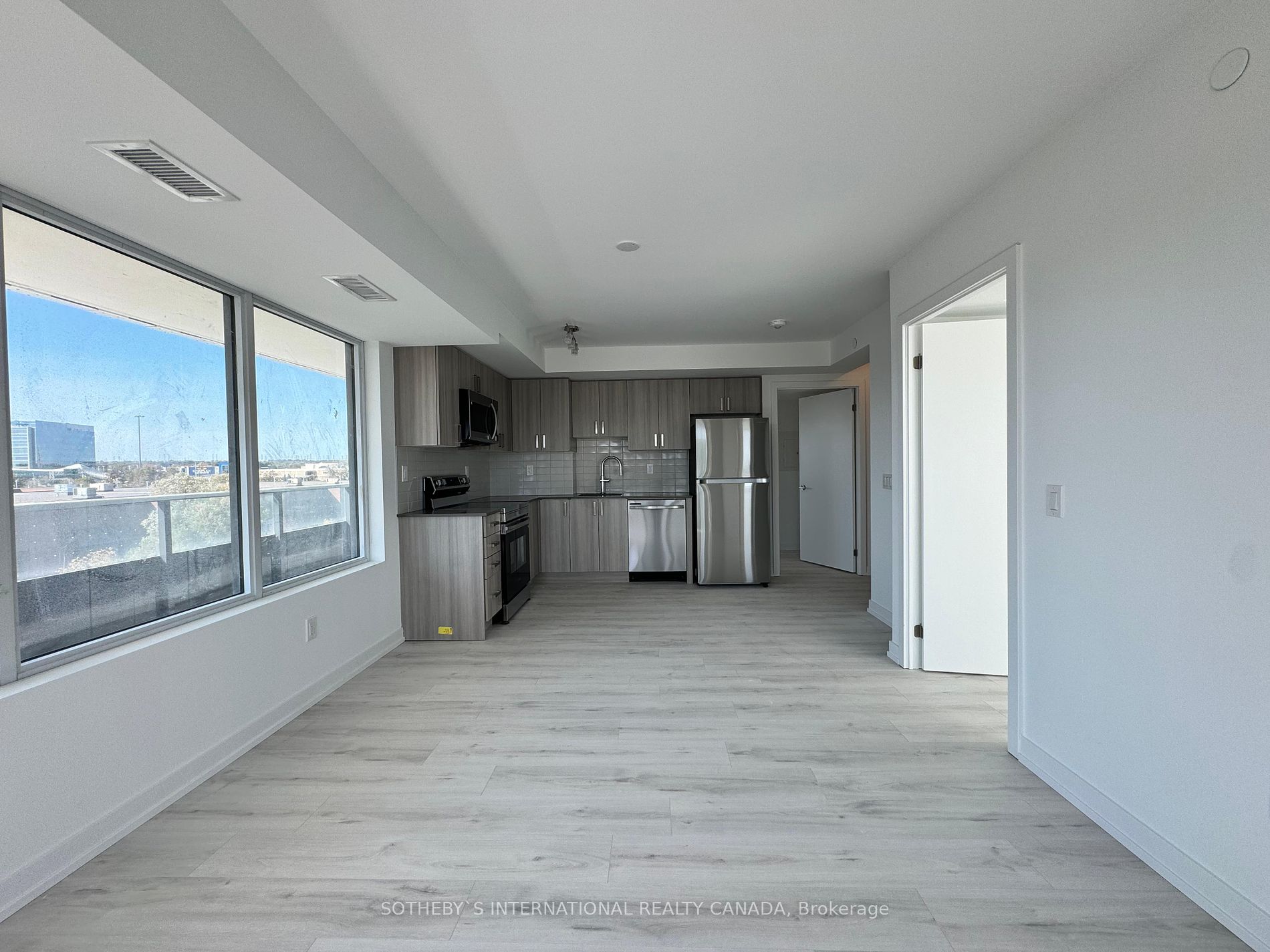 1435 Celebration Dr, #303