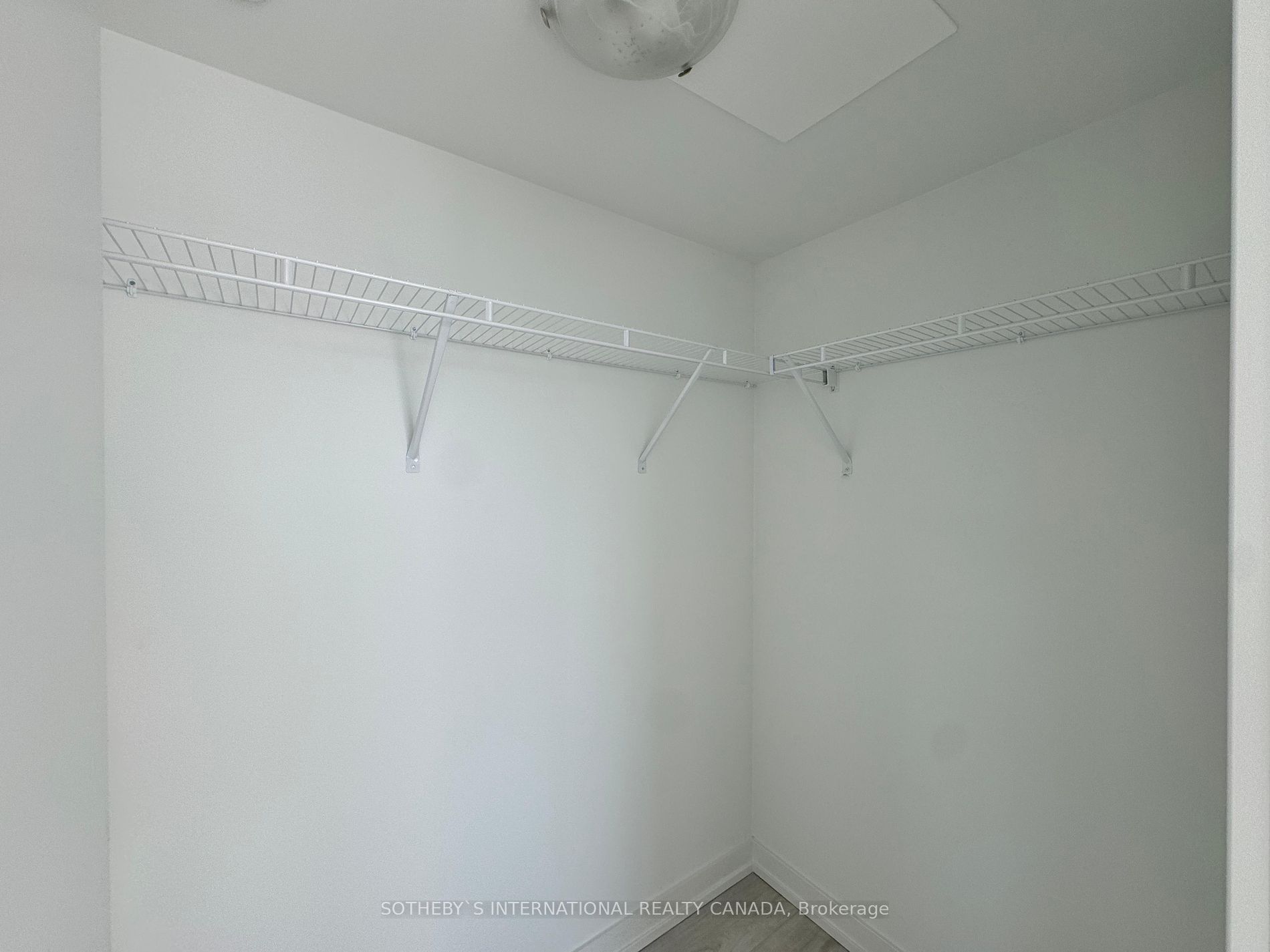 1435 Celebration Dr, #303