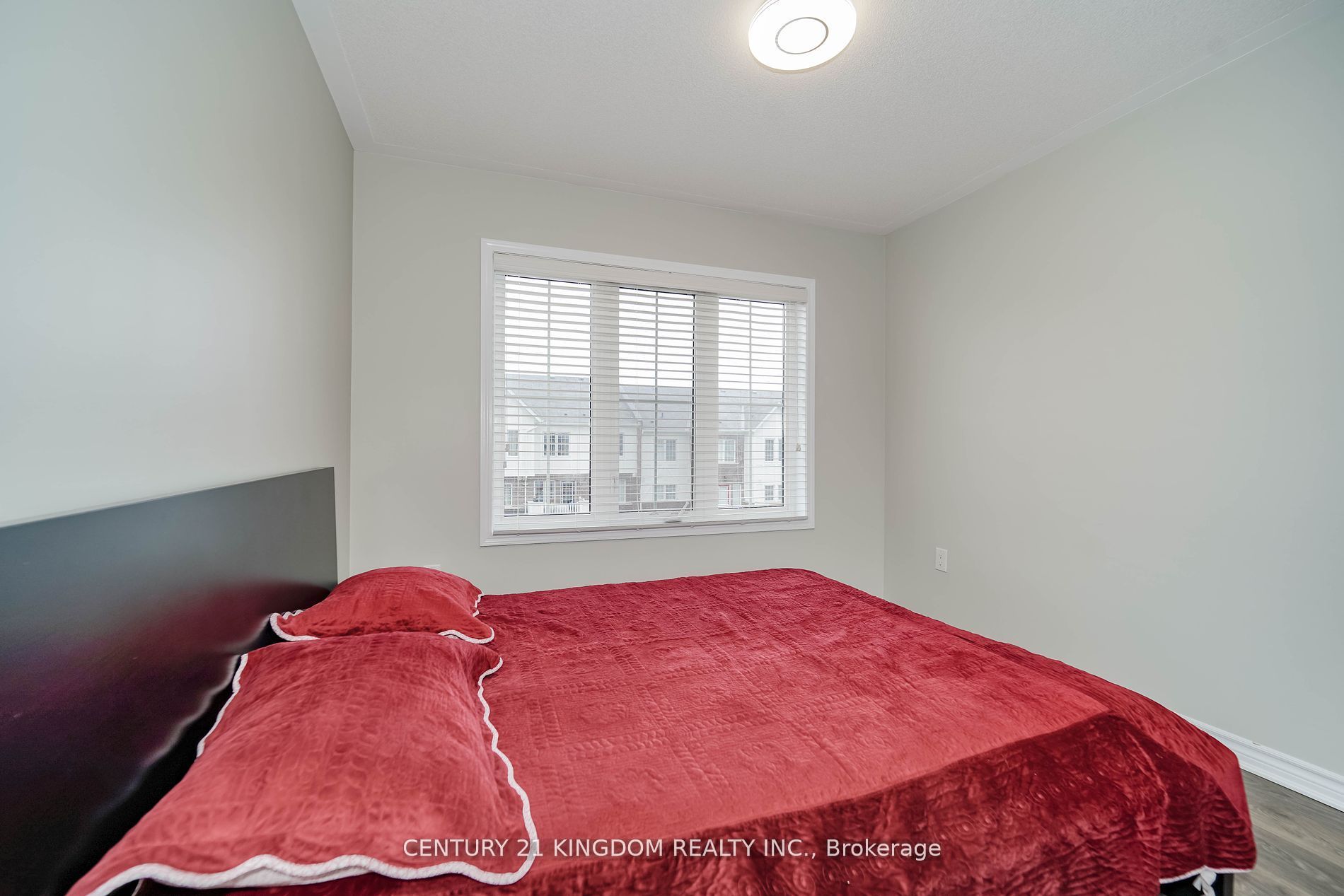 1062 Clipper Lane