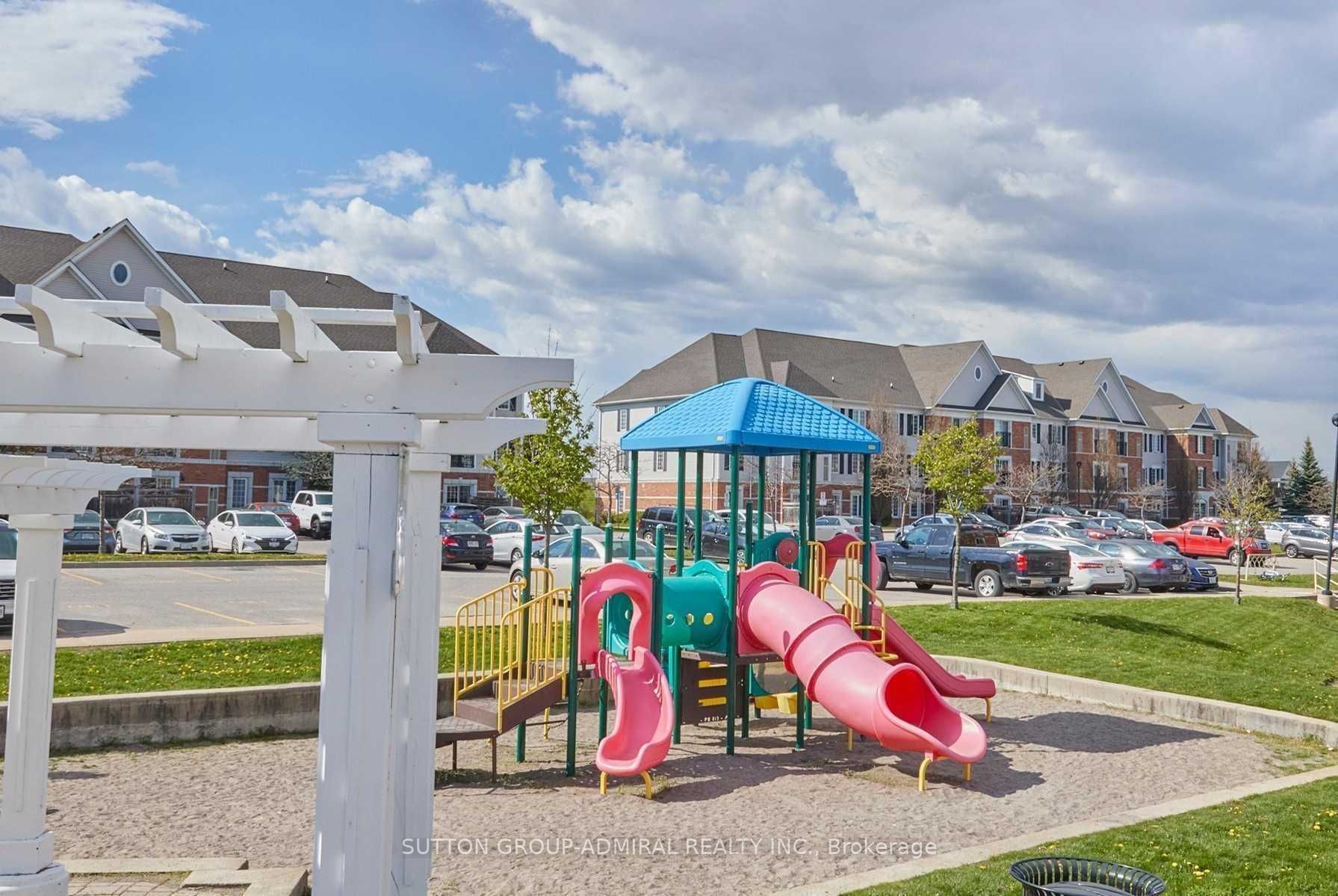 90 Aspen Springs Dr, #207