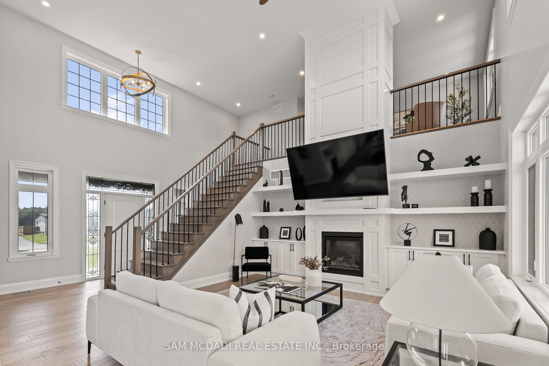 46 Charles Tilley Cres