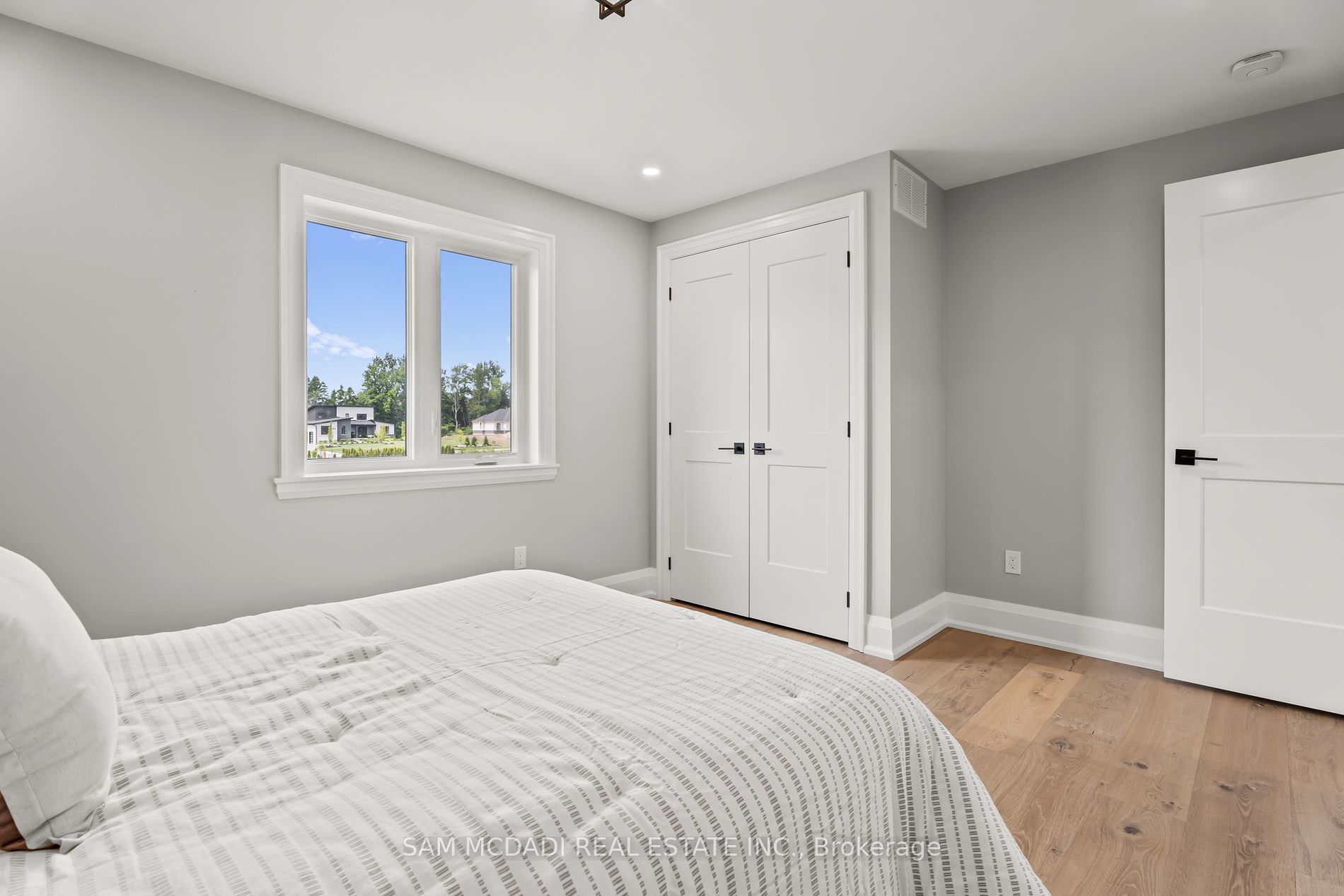 46 Charles Tilley Cres