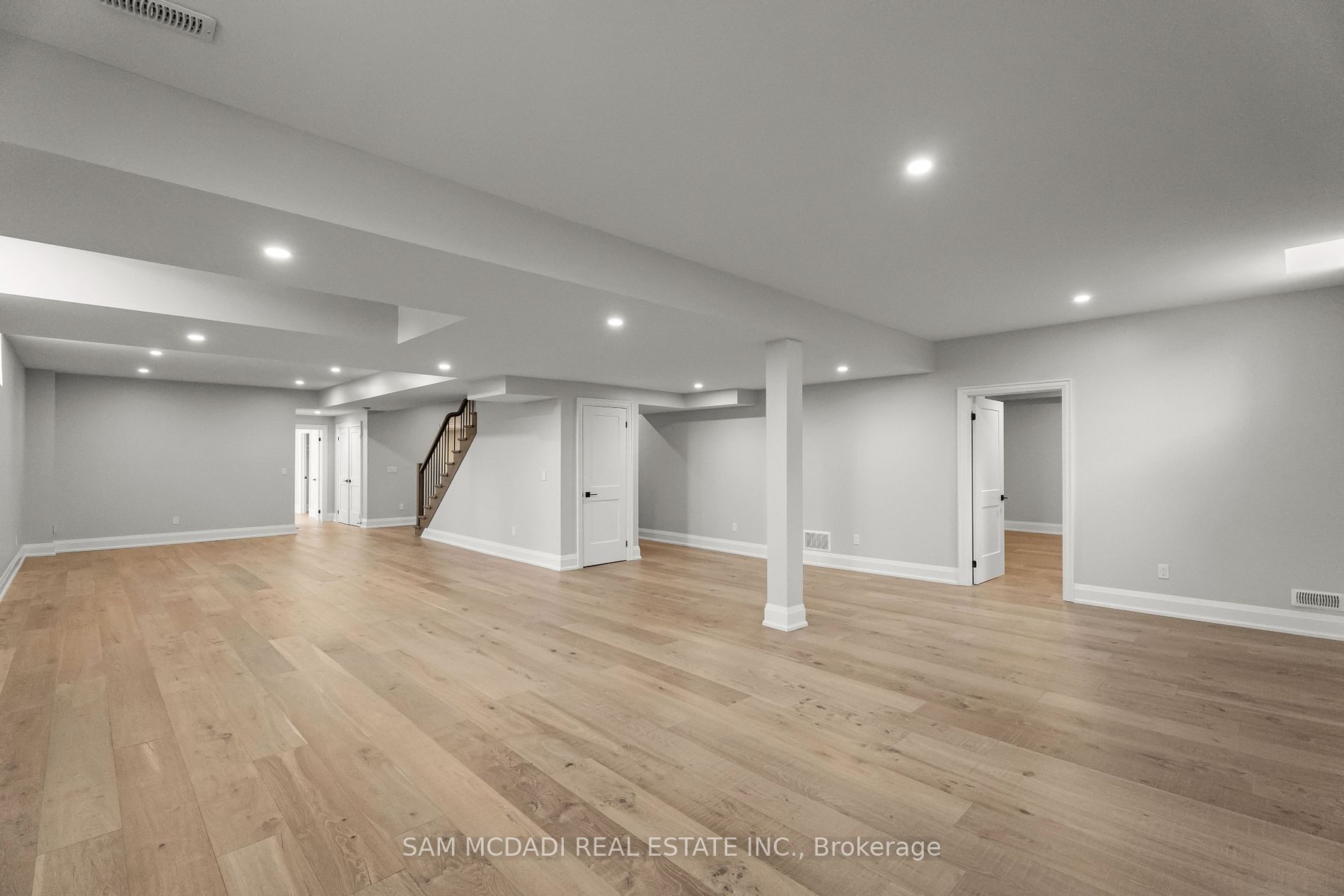46 Charles Tilley Cres