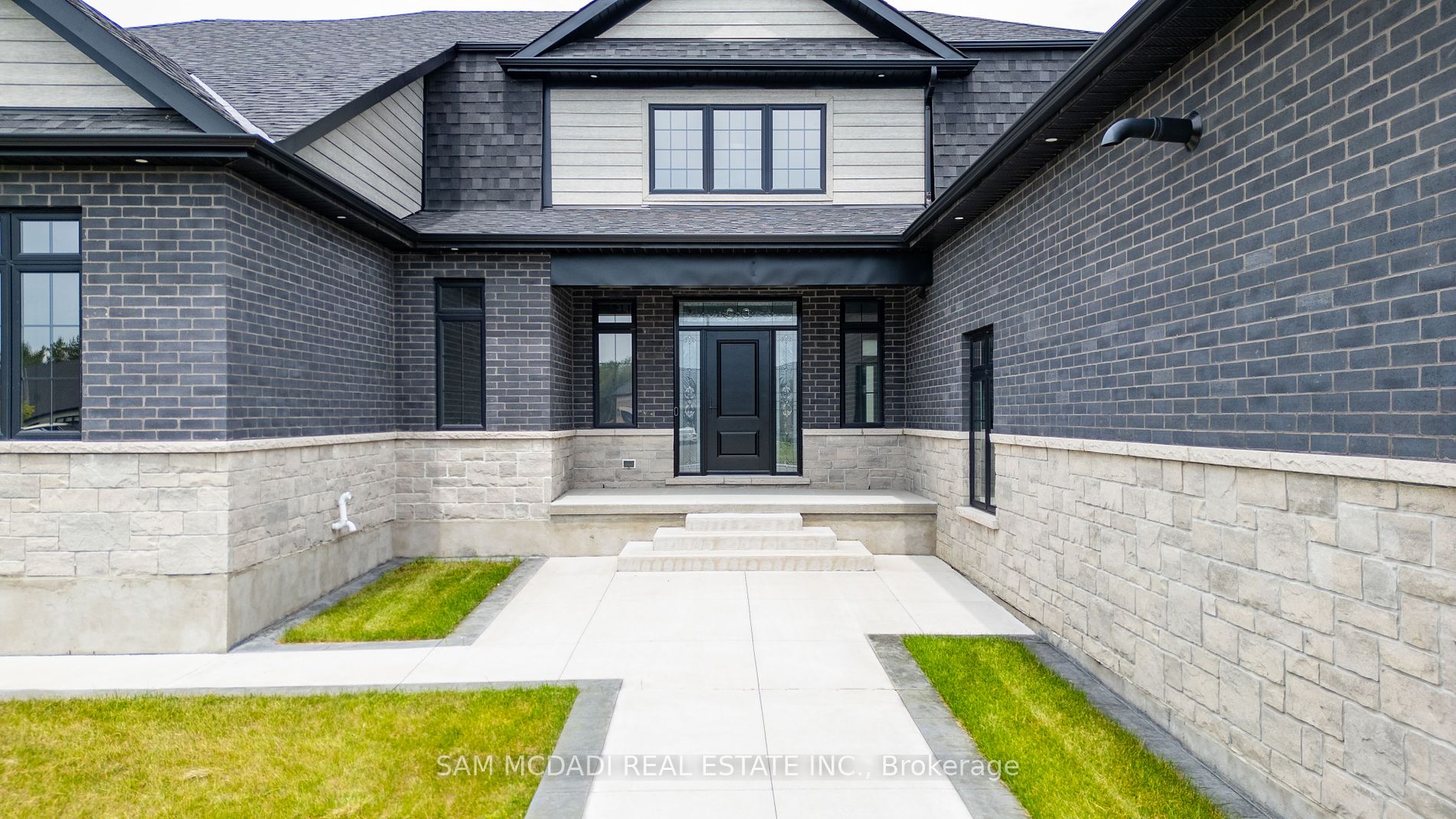 46 Charles Tilley Cres