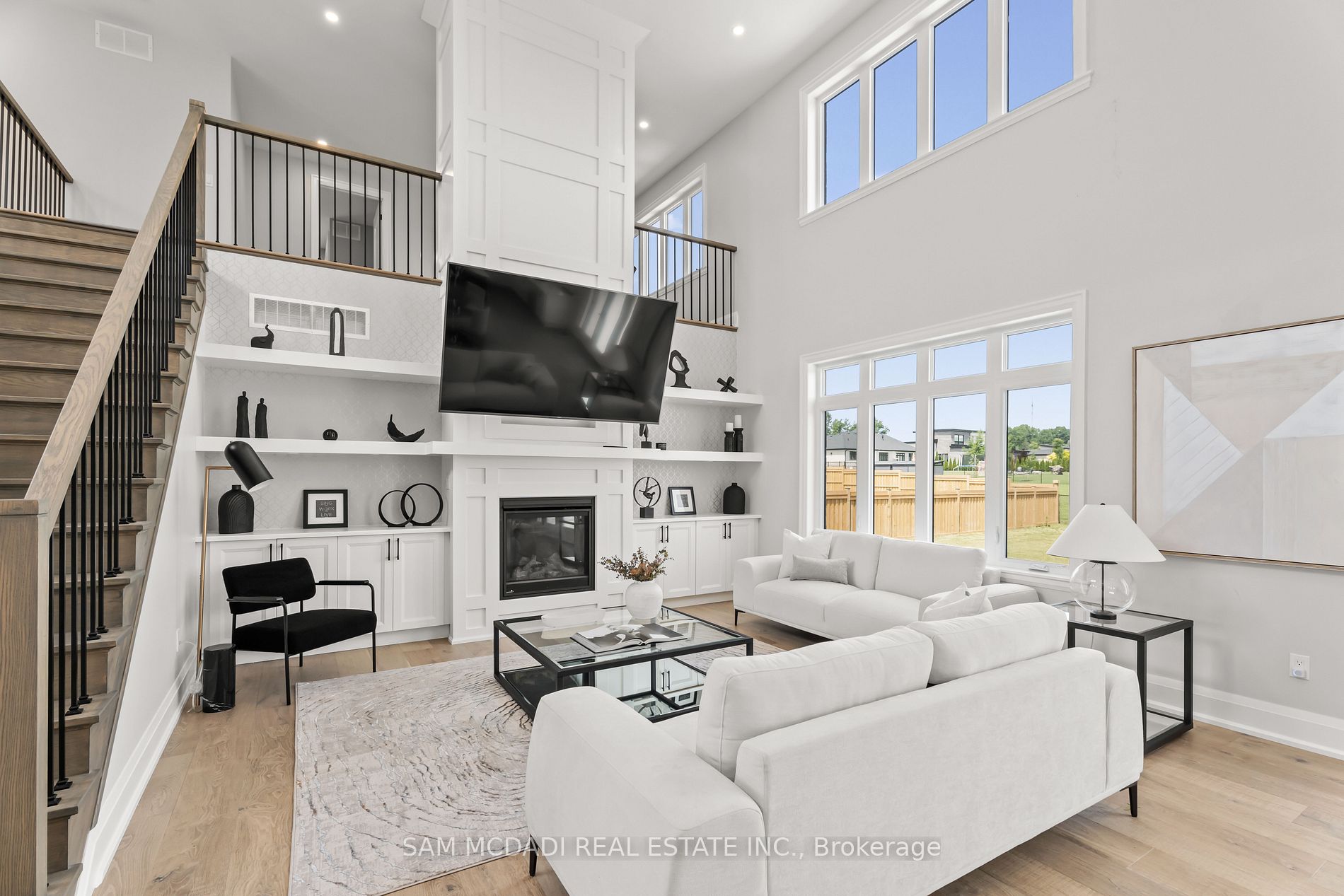46 Charles Tilley Cres