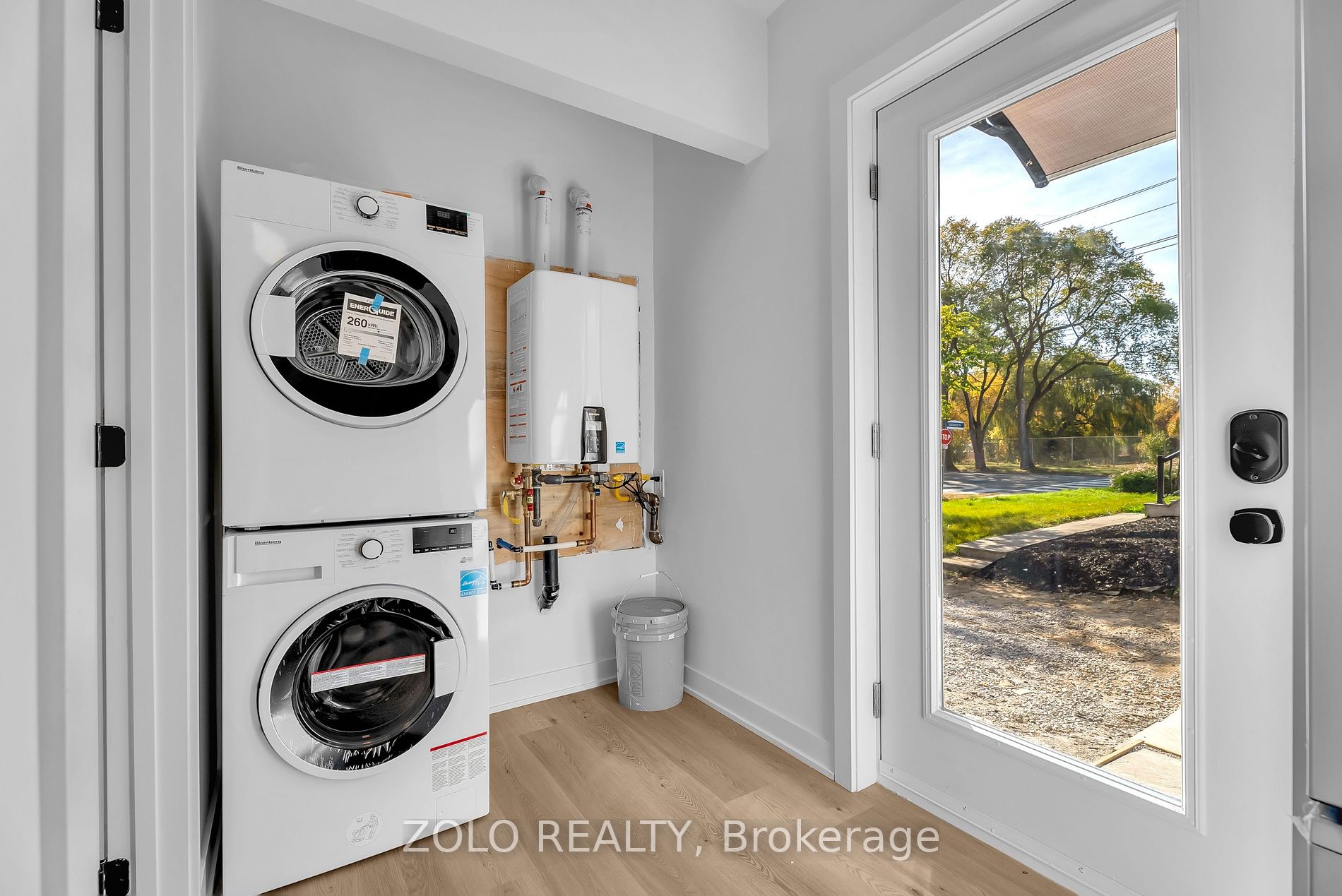 105 Galloway Rd, #Unit R