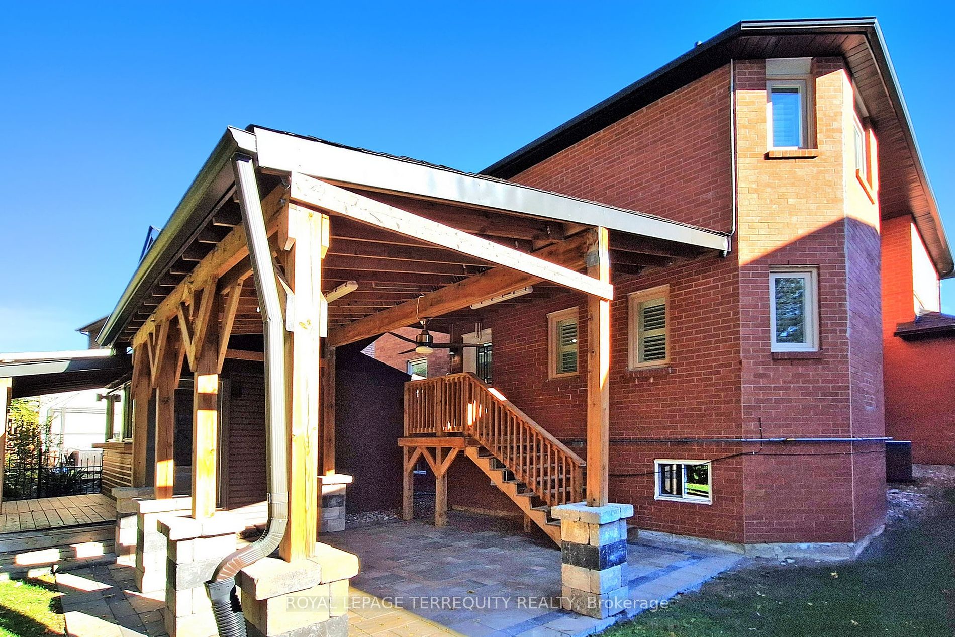 12 William Davidson St