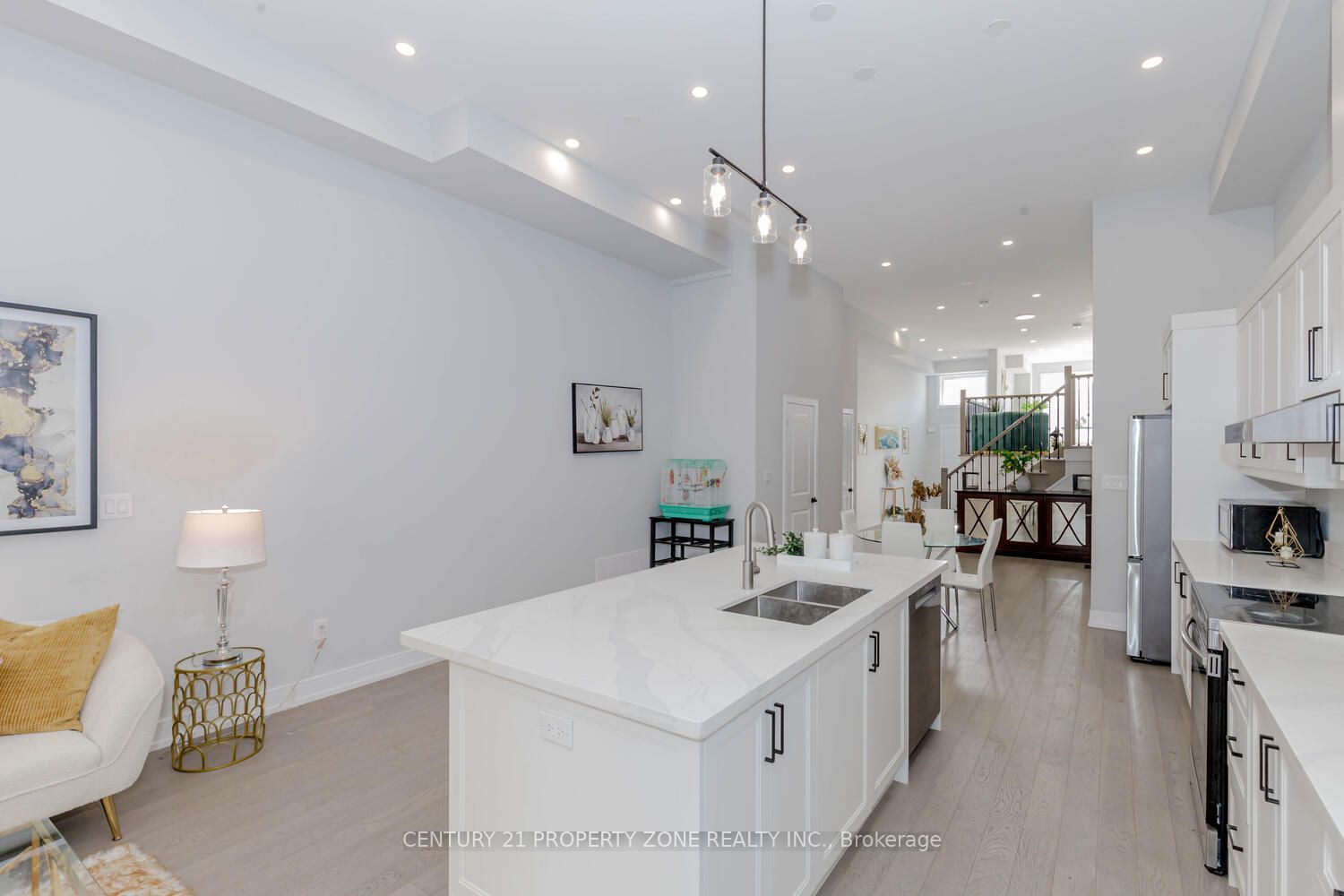 312 Anderson Ave