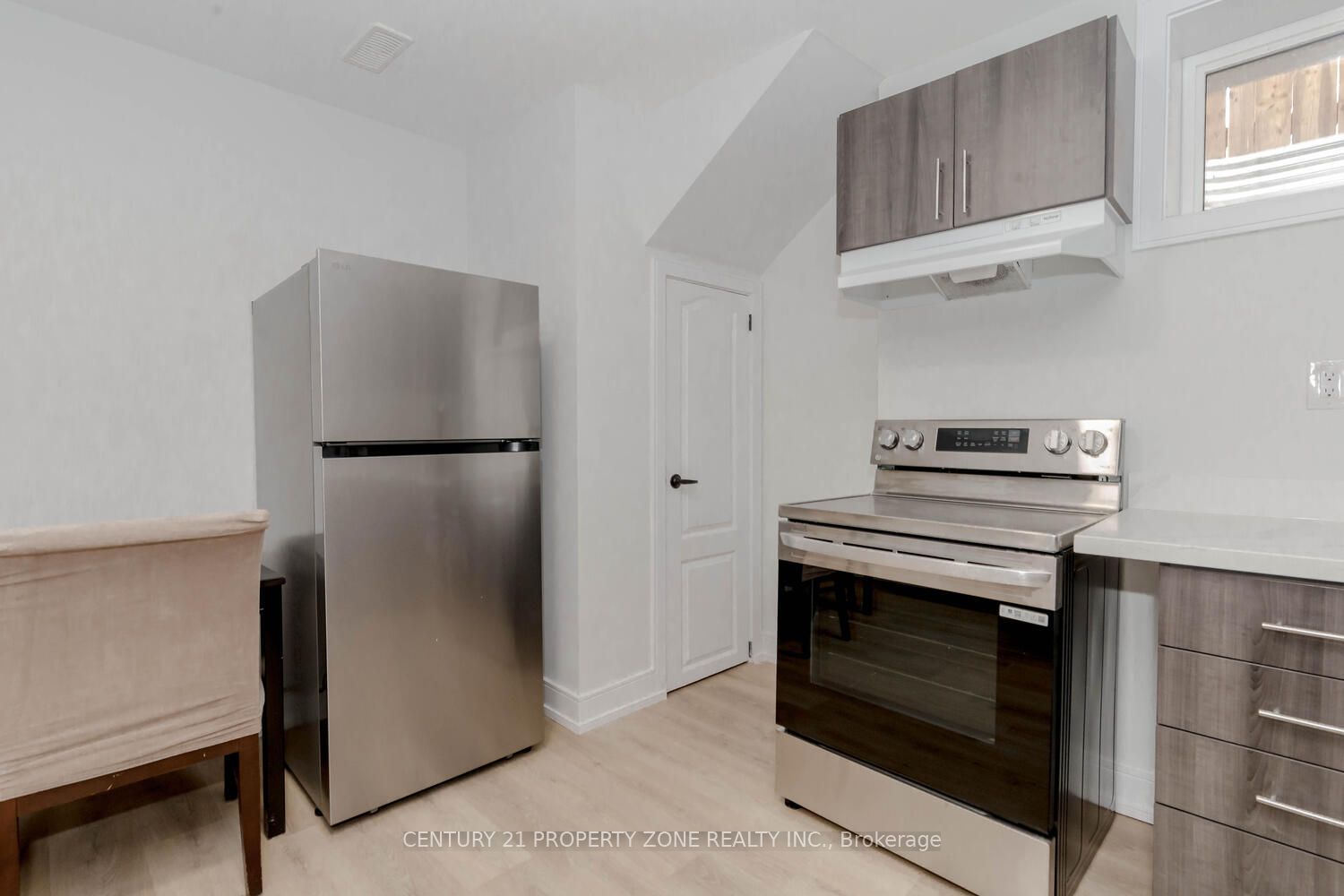 312 Anderson Ave