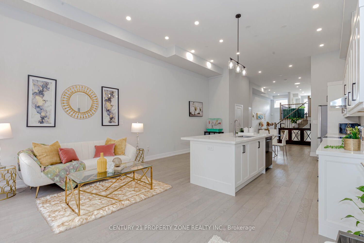 312 Anderson Ave