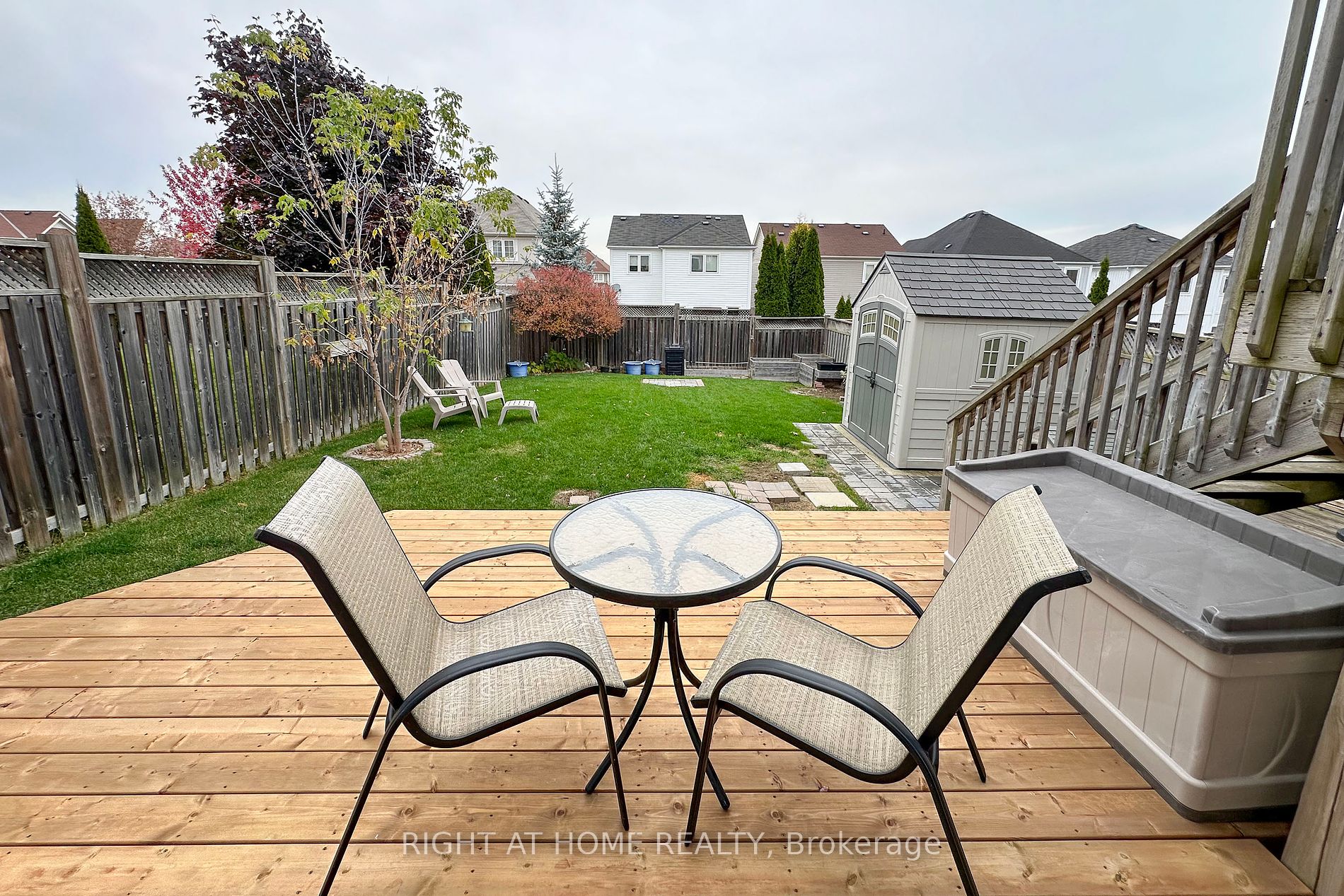 923 Bayview Ave