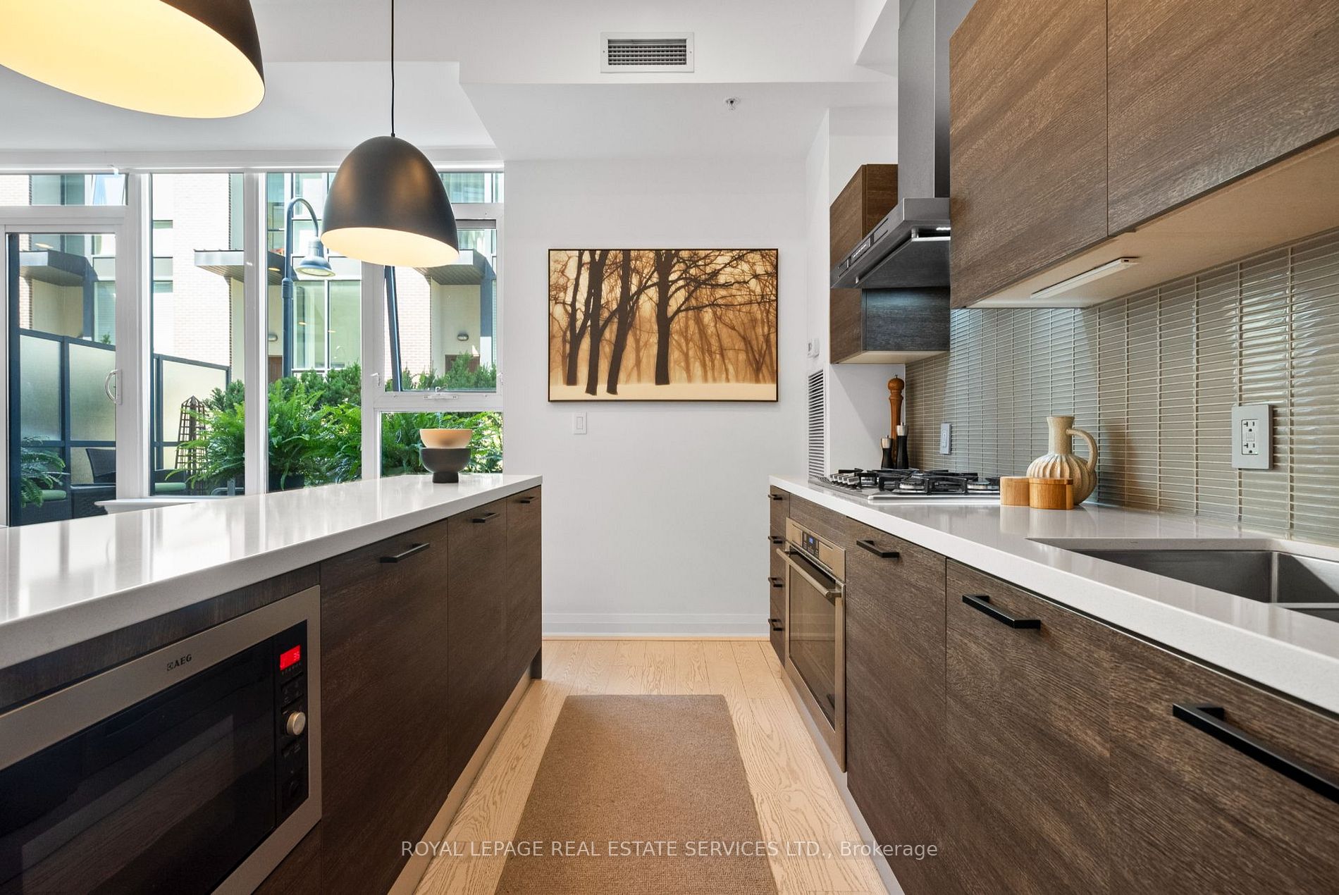 2 Bellefair Ave, #208