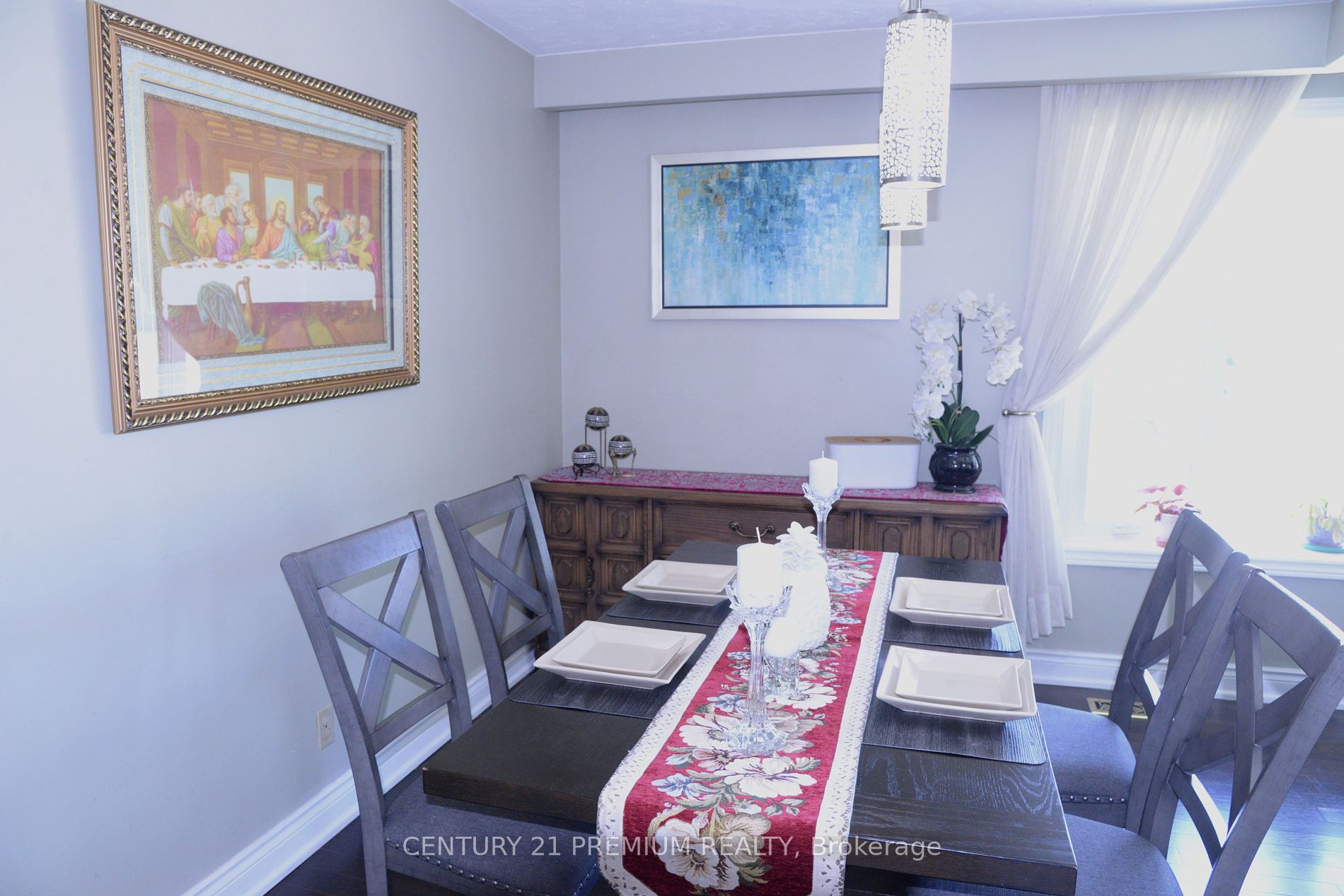 32 Hoshlega Dr, #Main Fl