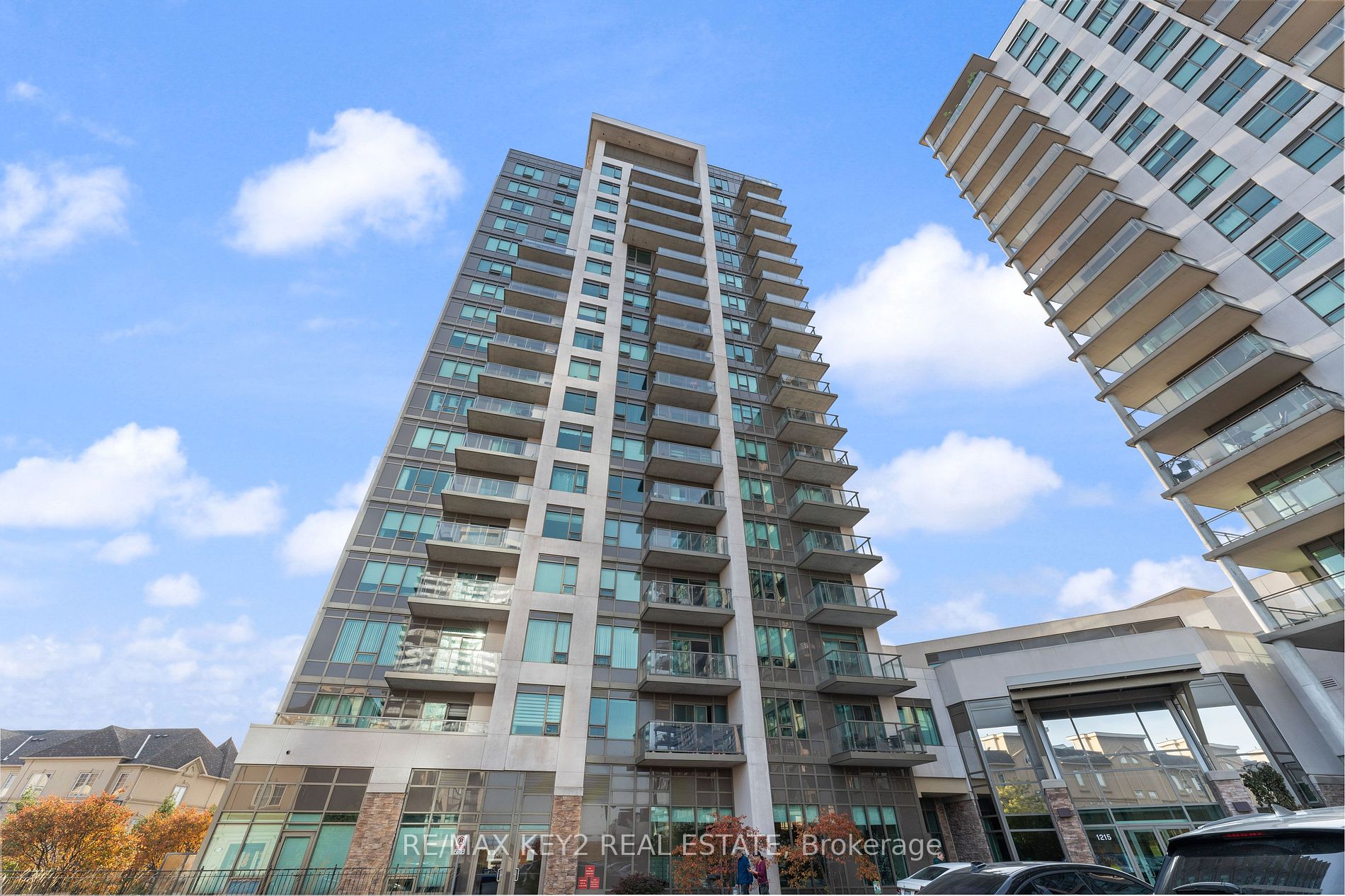 1215 Bayly St, #205