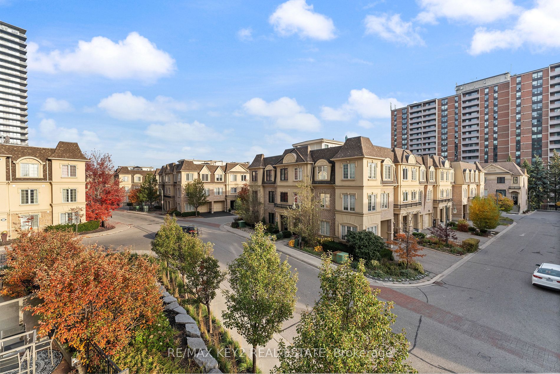 1215 Bayly St, #205