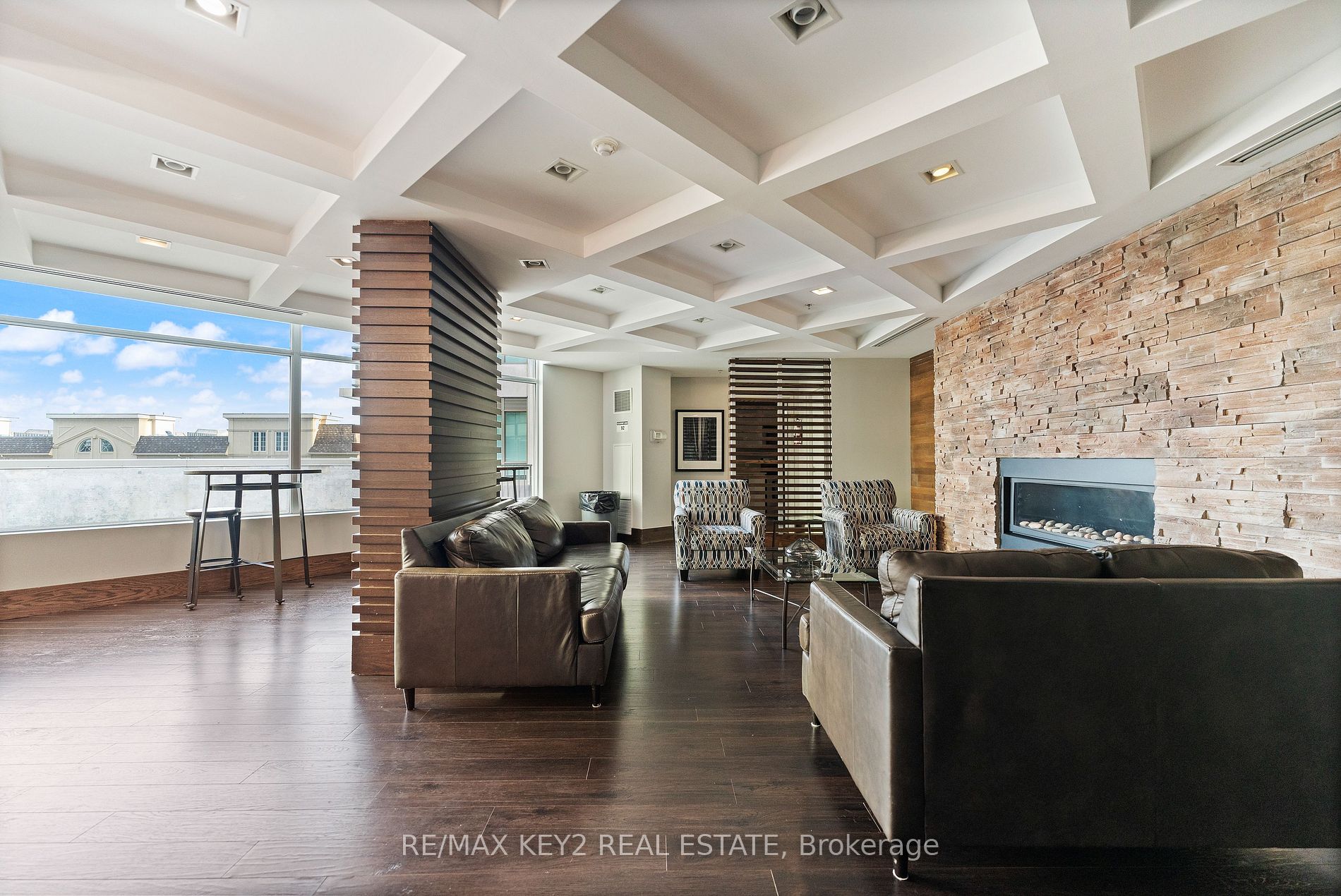 1215 Bayly St, #205