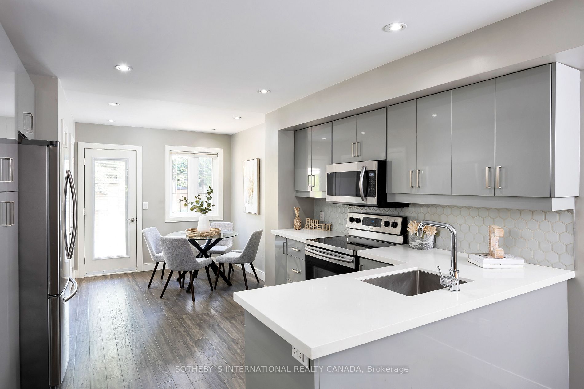 201 Torrens Ave