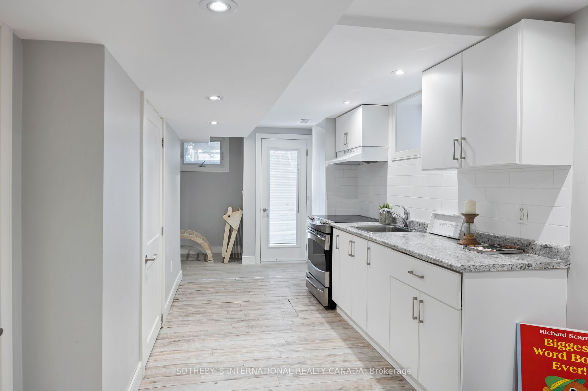 201 Torrens Ave