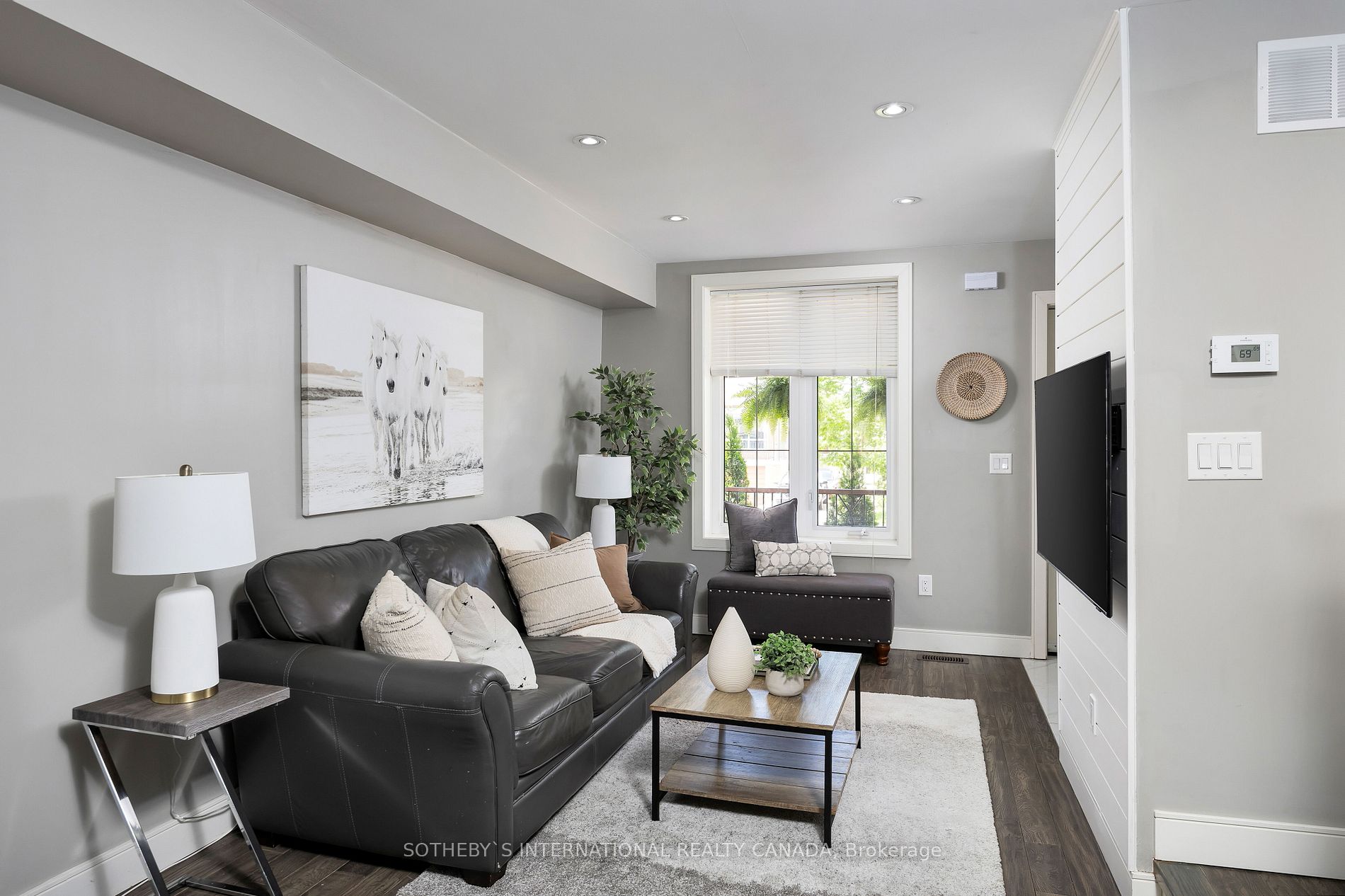 201 Torrens Ave
