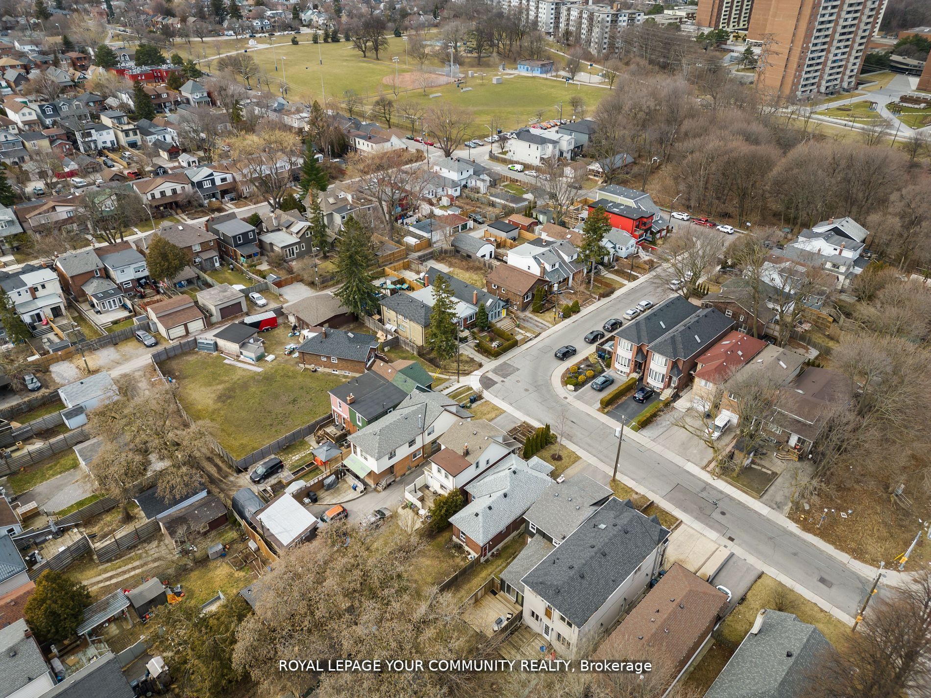 11 Denton Ave