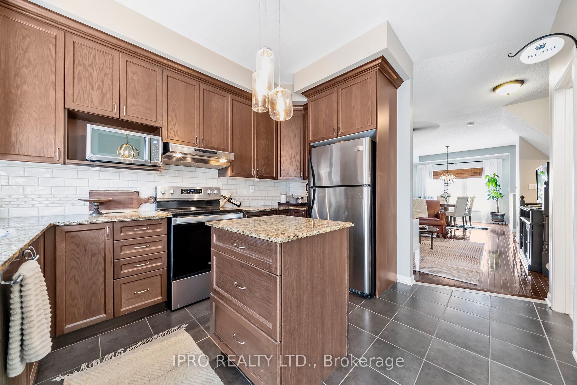 1250 St. Martins Dr, #21