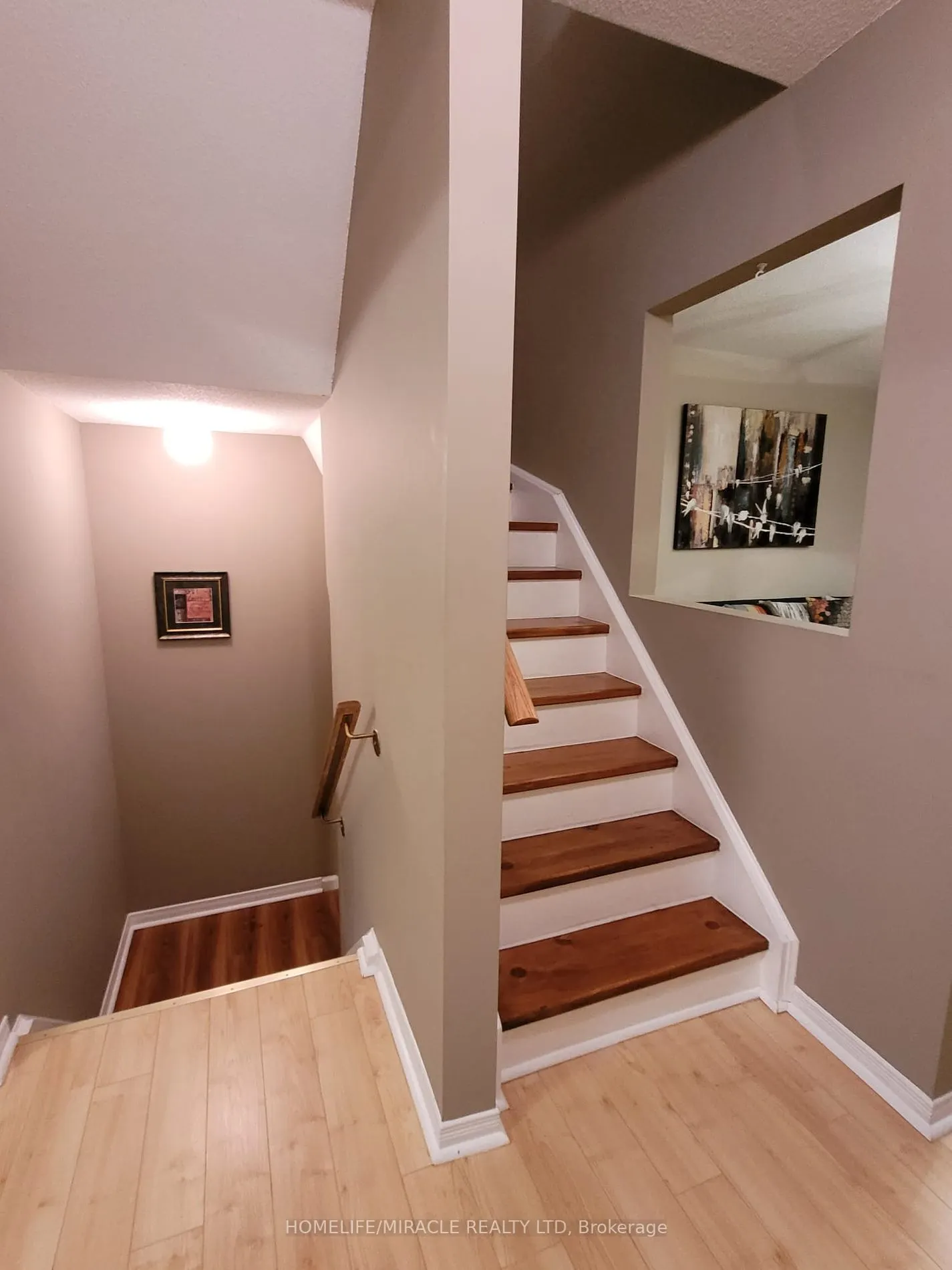 22 Exchequer Pl, #25