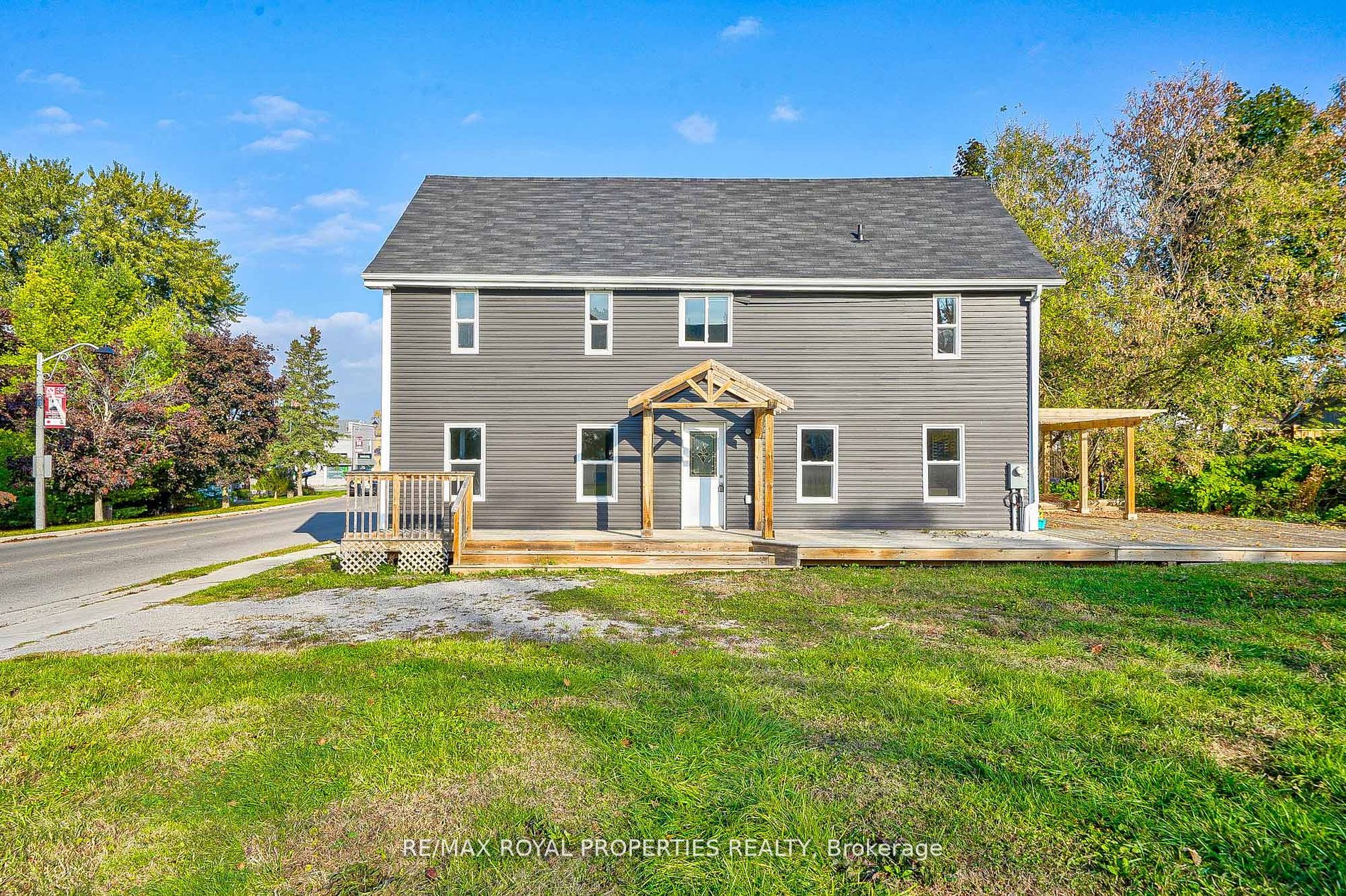 4973 Old Brock Rd