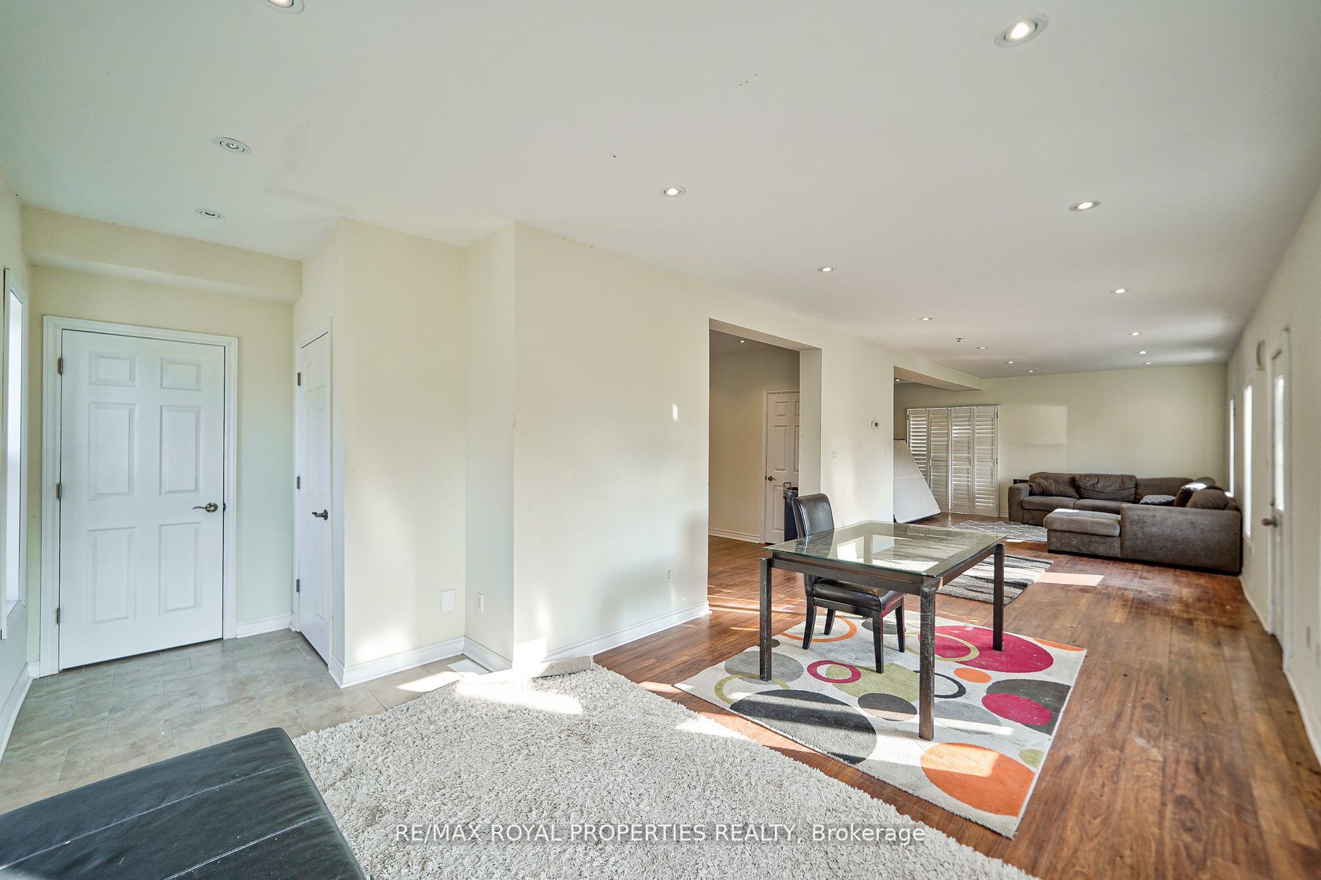 4973 Old Brock Rd