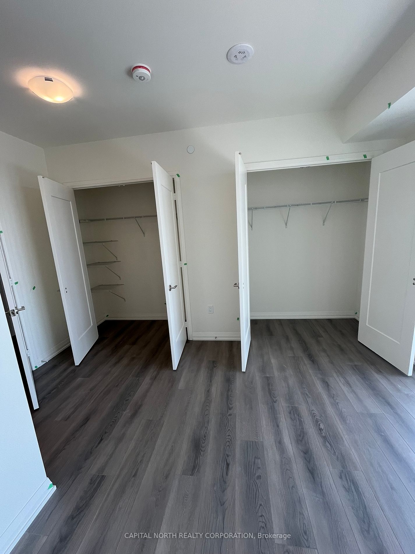 8960 Jane St, #324
