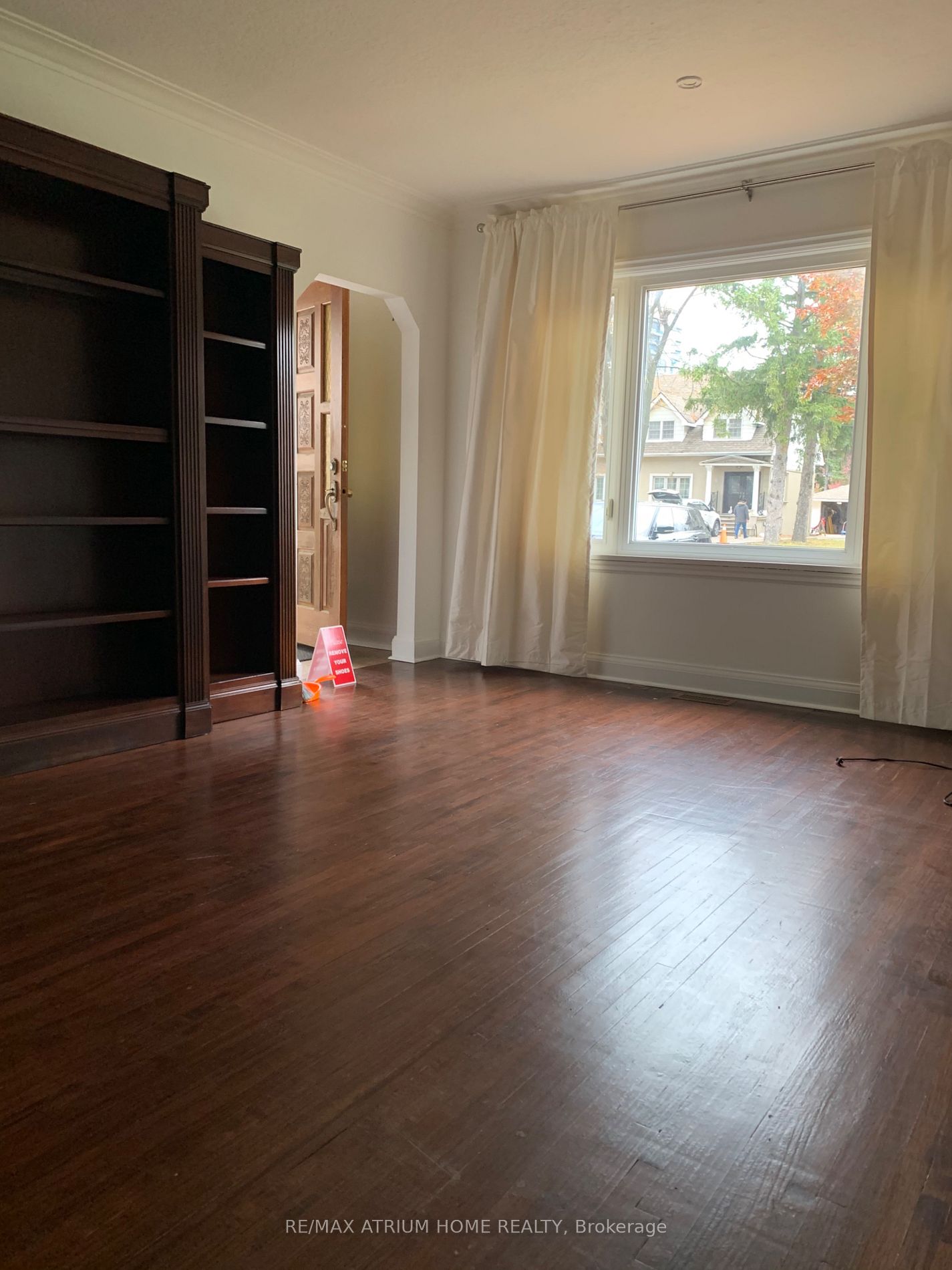 45 Woodward Ave