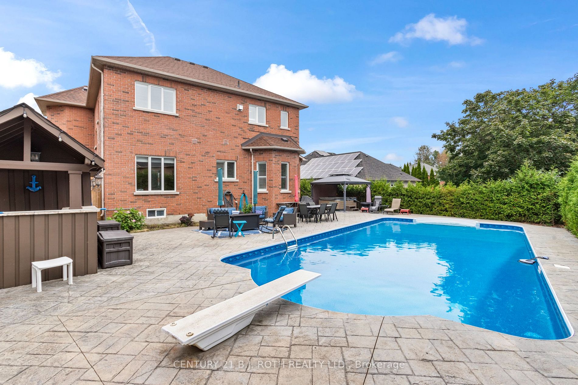 673 Chaleur Pl