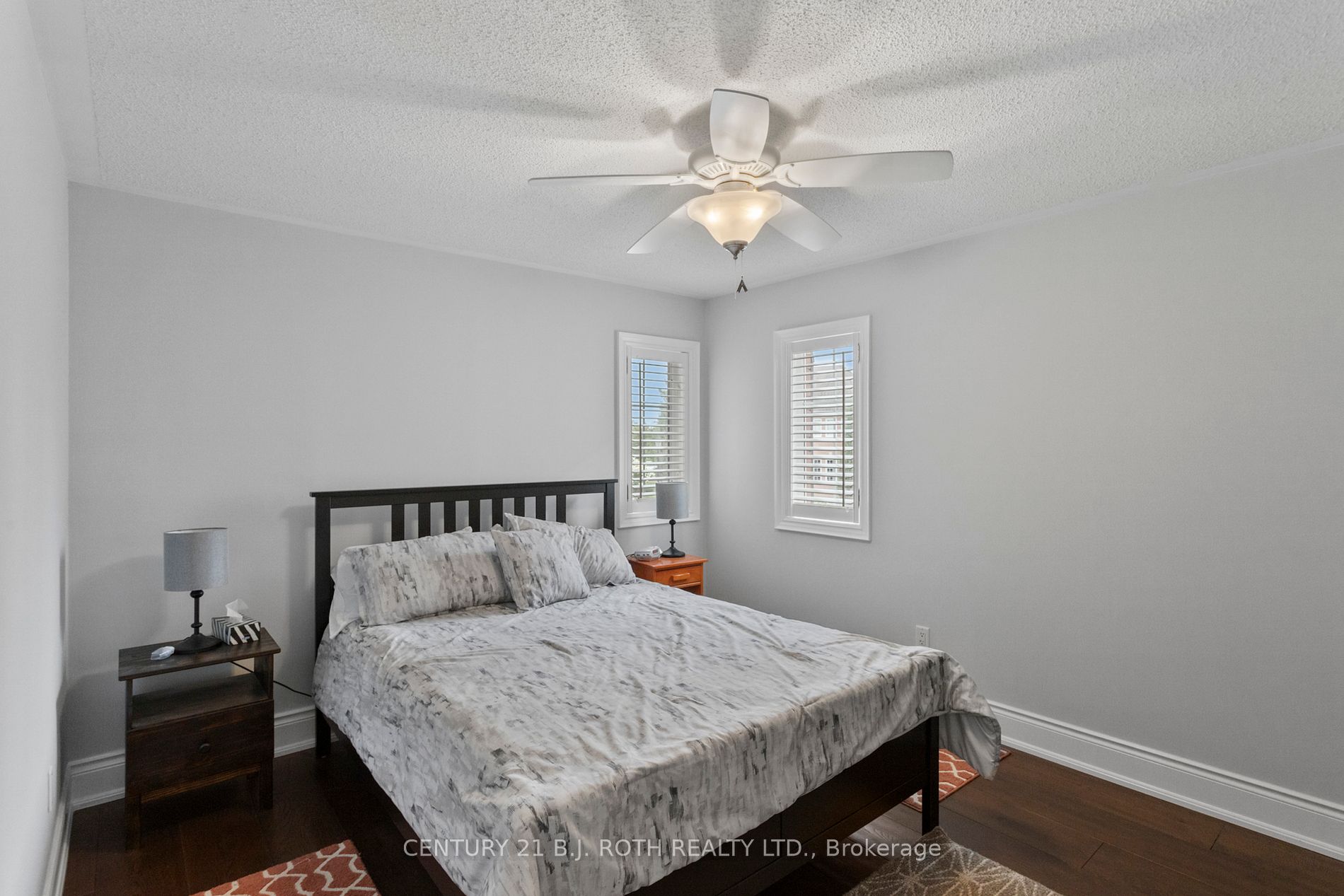 673 Chaleur Pl
