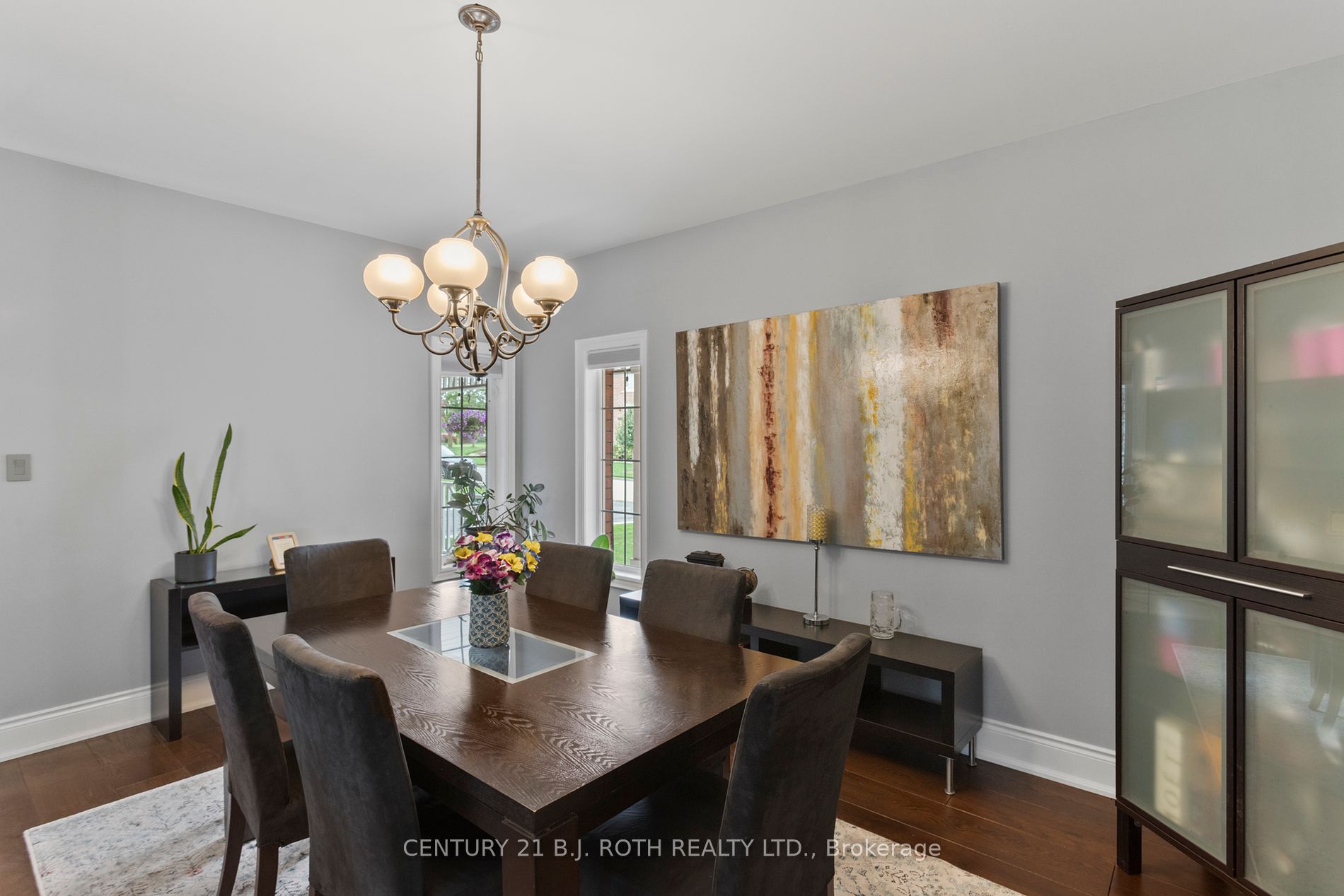 673 Chaleur Pl