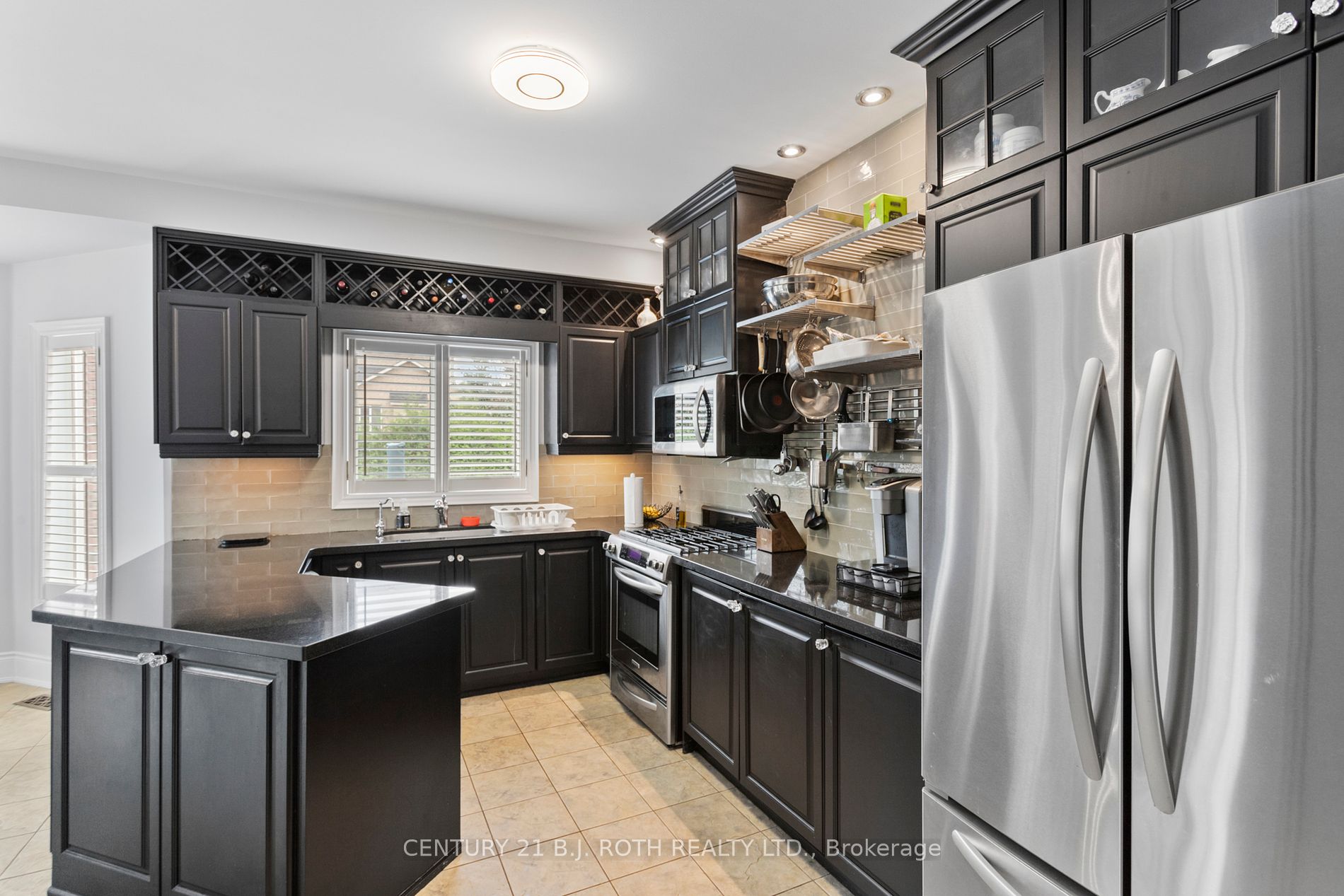 673 Chaleur Pl