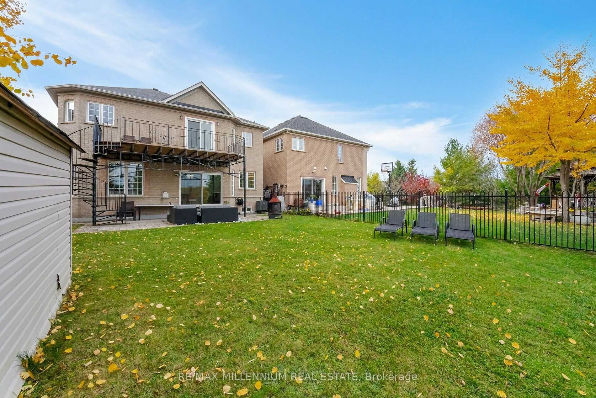 239 Vellore Woods Blvd