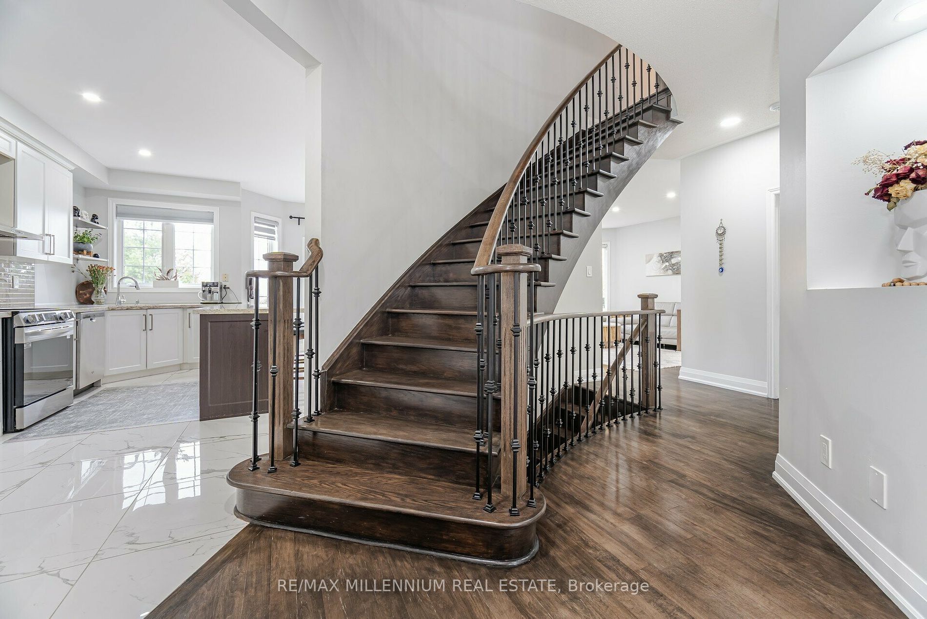239 Vellore Woods Blvd