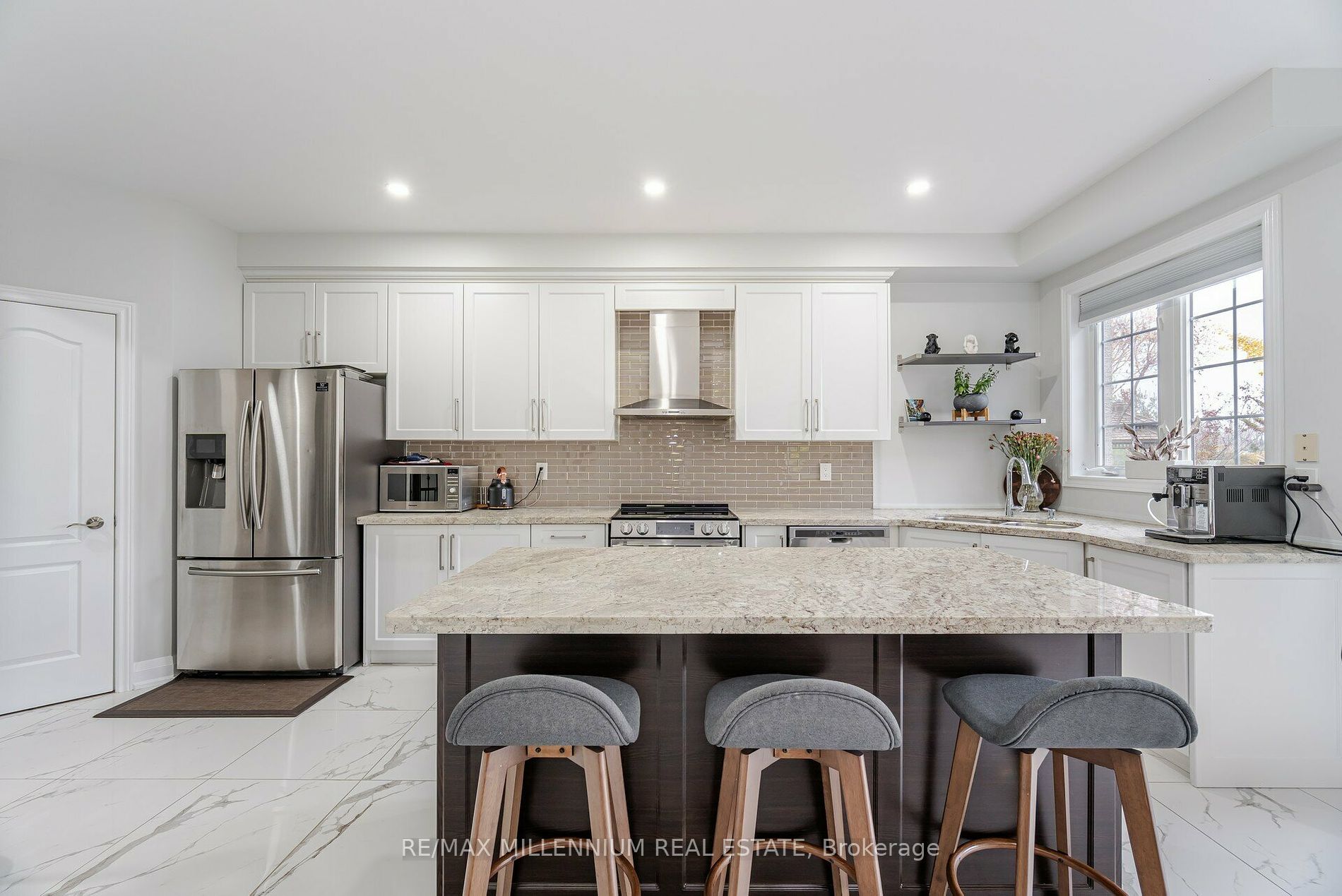 239 Vellore Woods Blvd