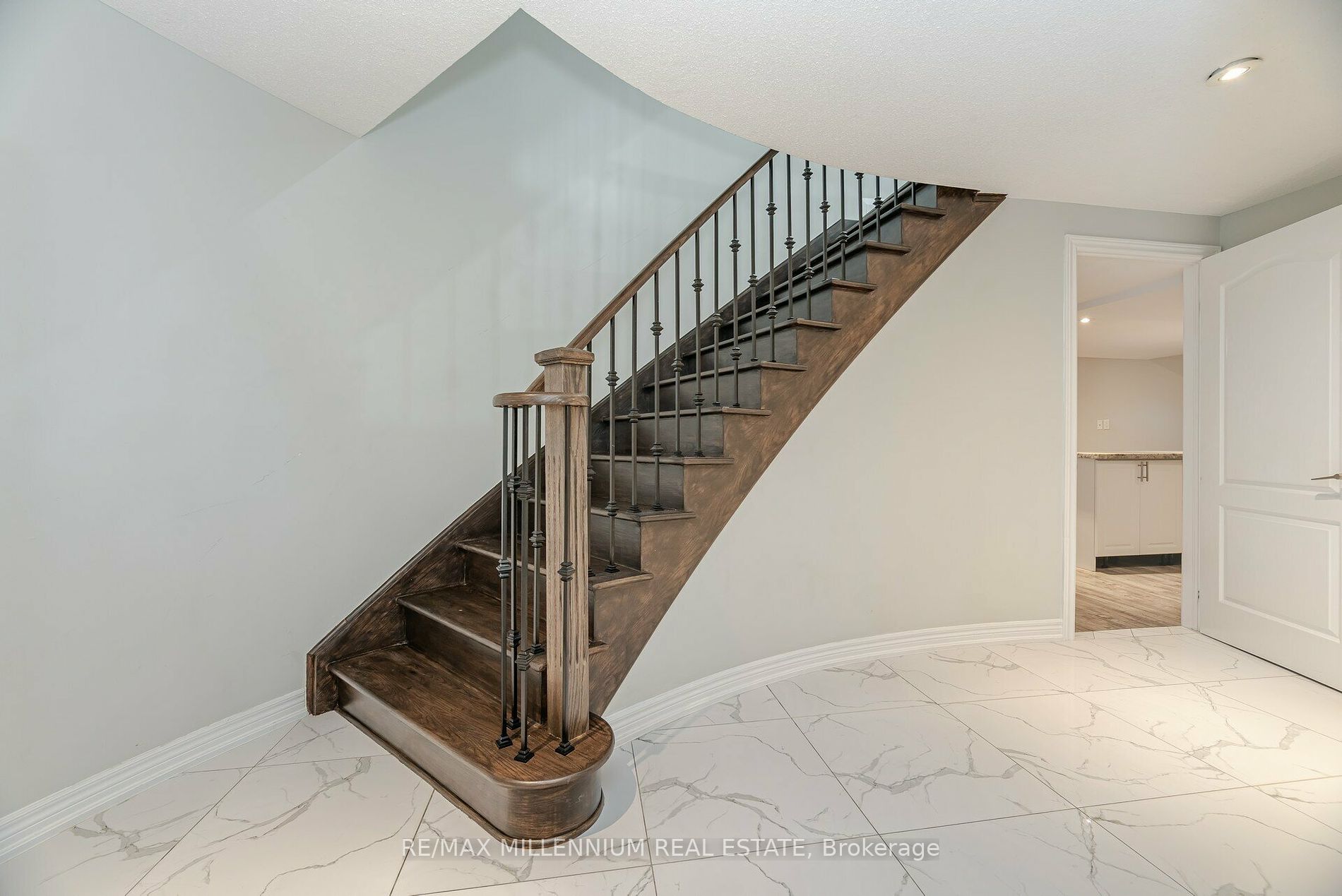 239 Vellore Woods Blvd