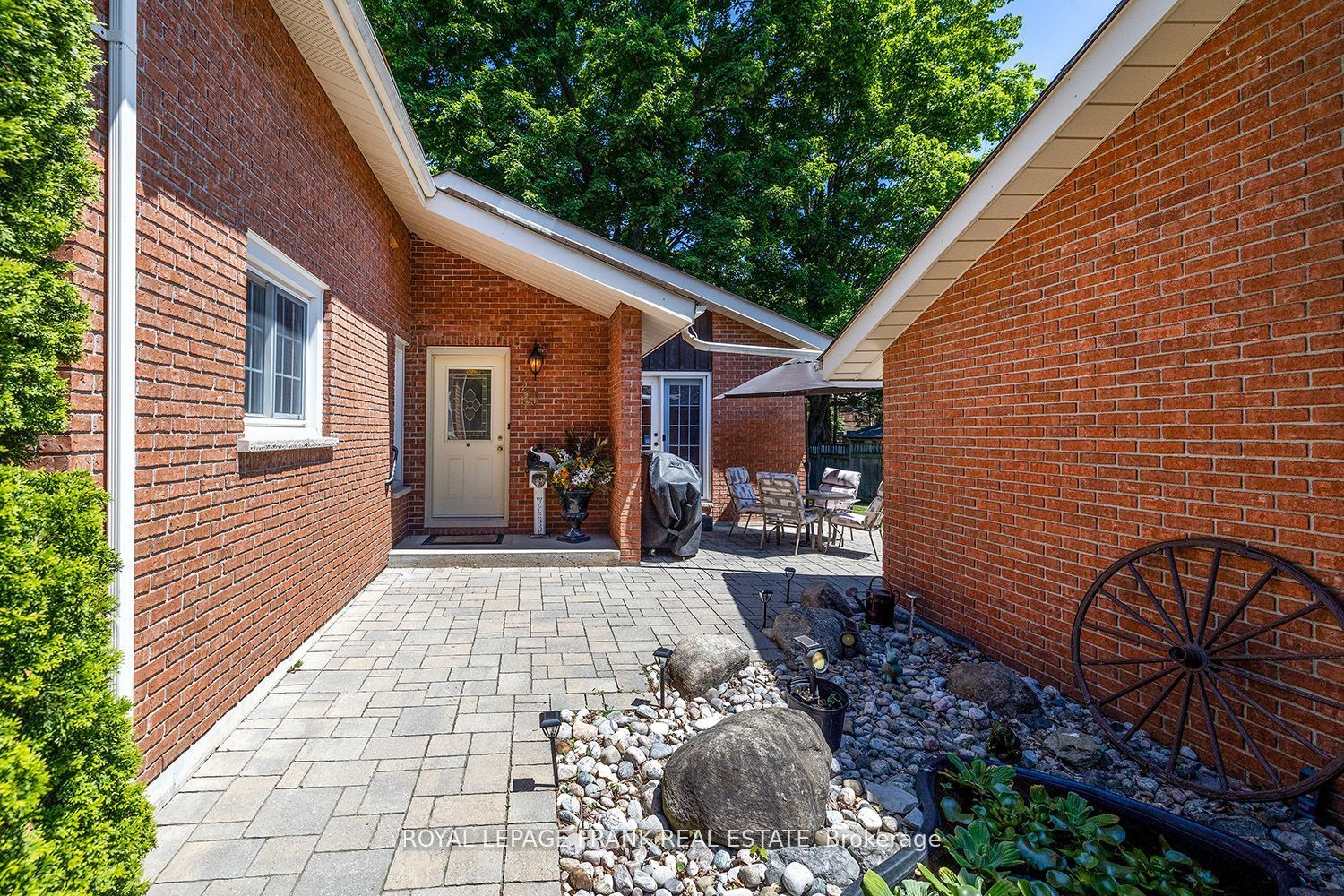 13 Country Lane
