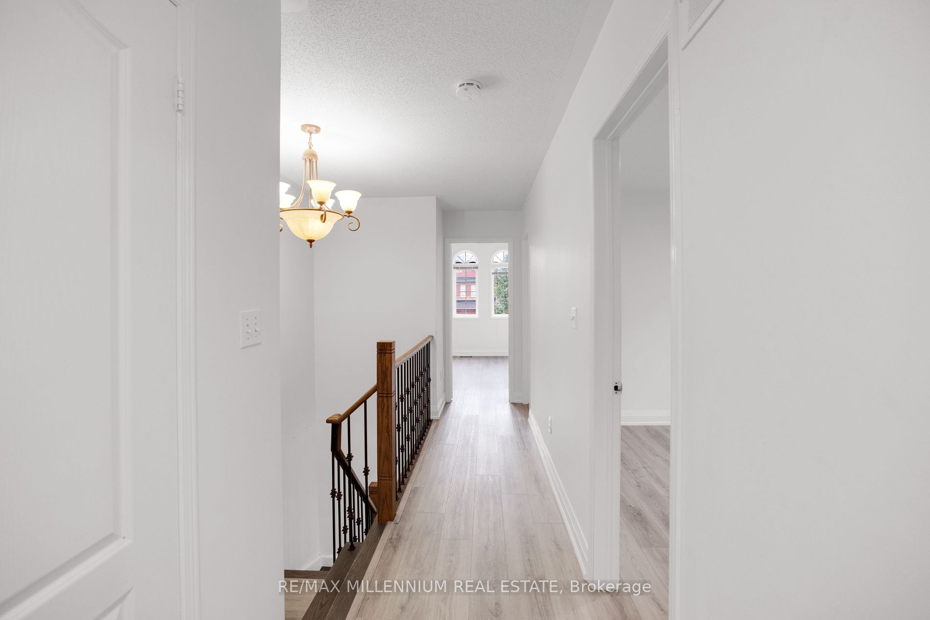 21 Casabel Dr