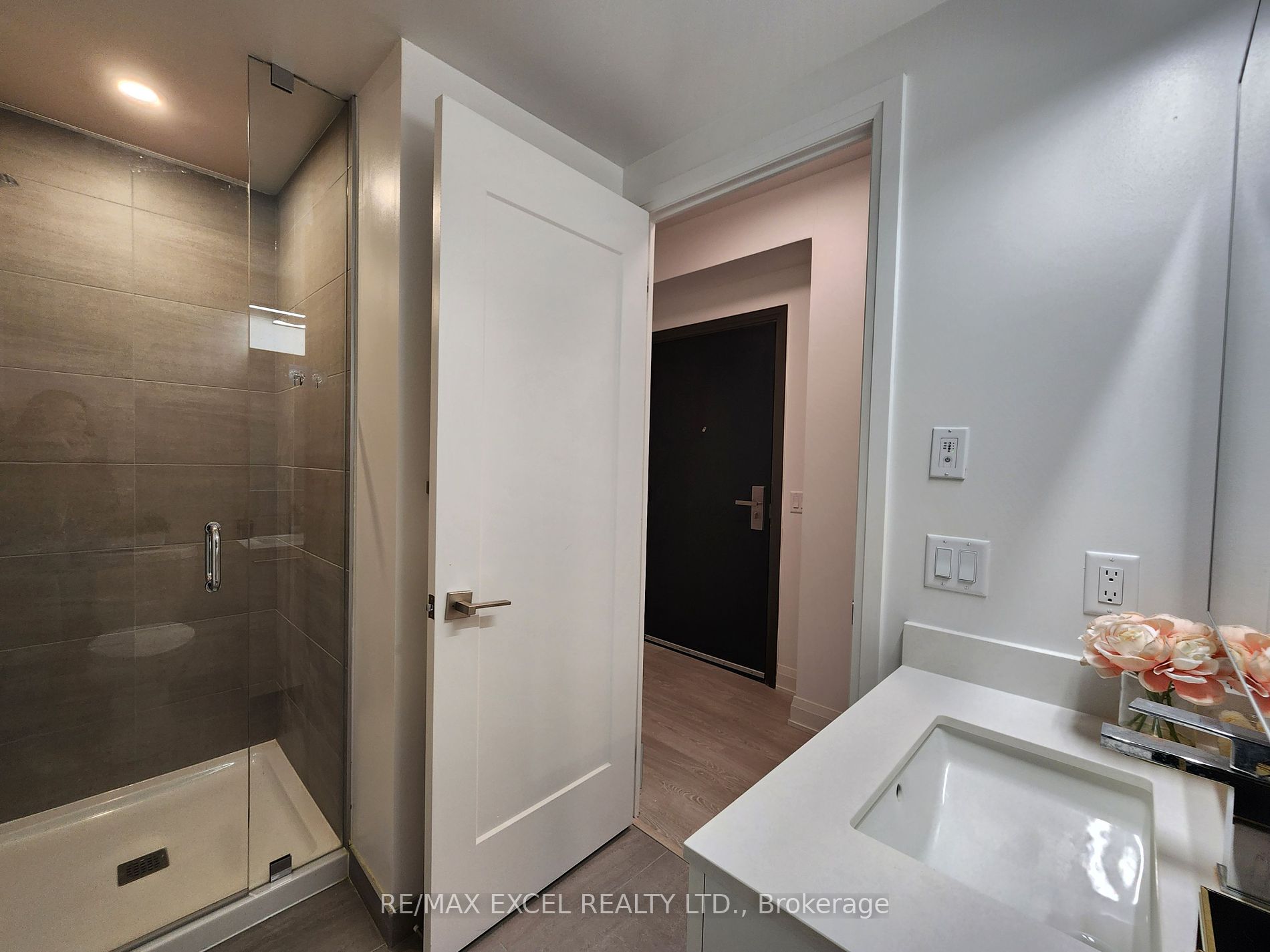 18 Water Walk Dr, #3709