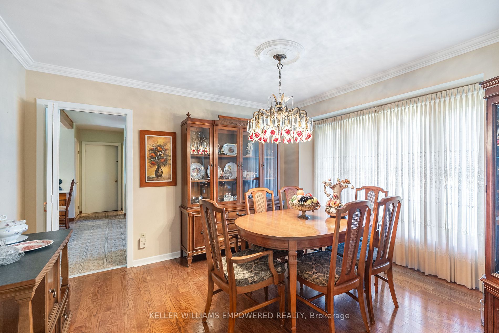 195 Arnold Ave