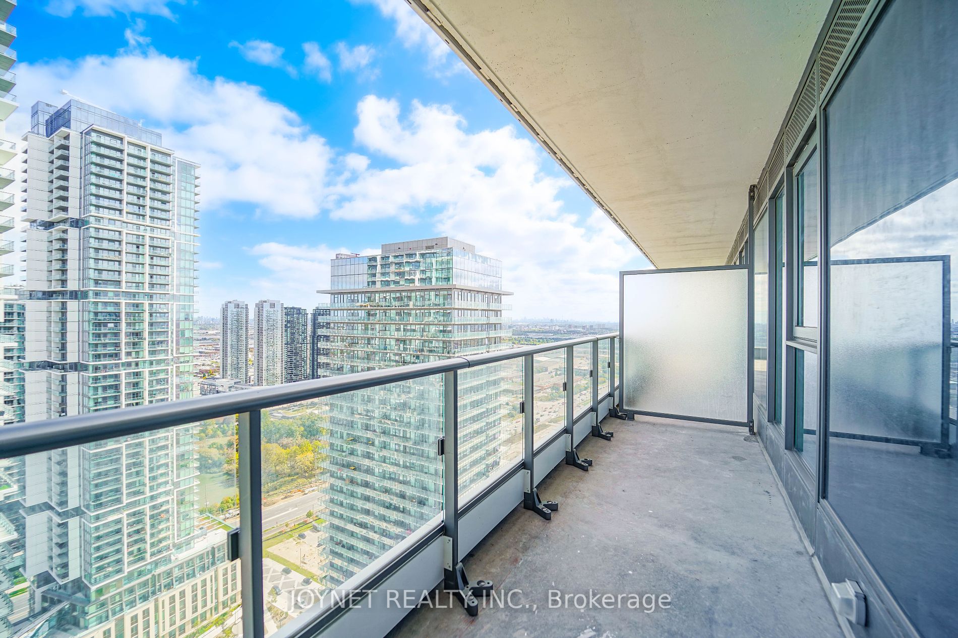 950 Portage Pkwy, #3905
